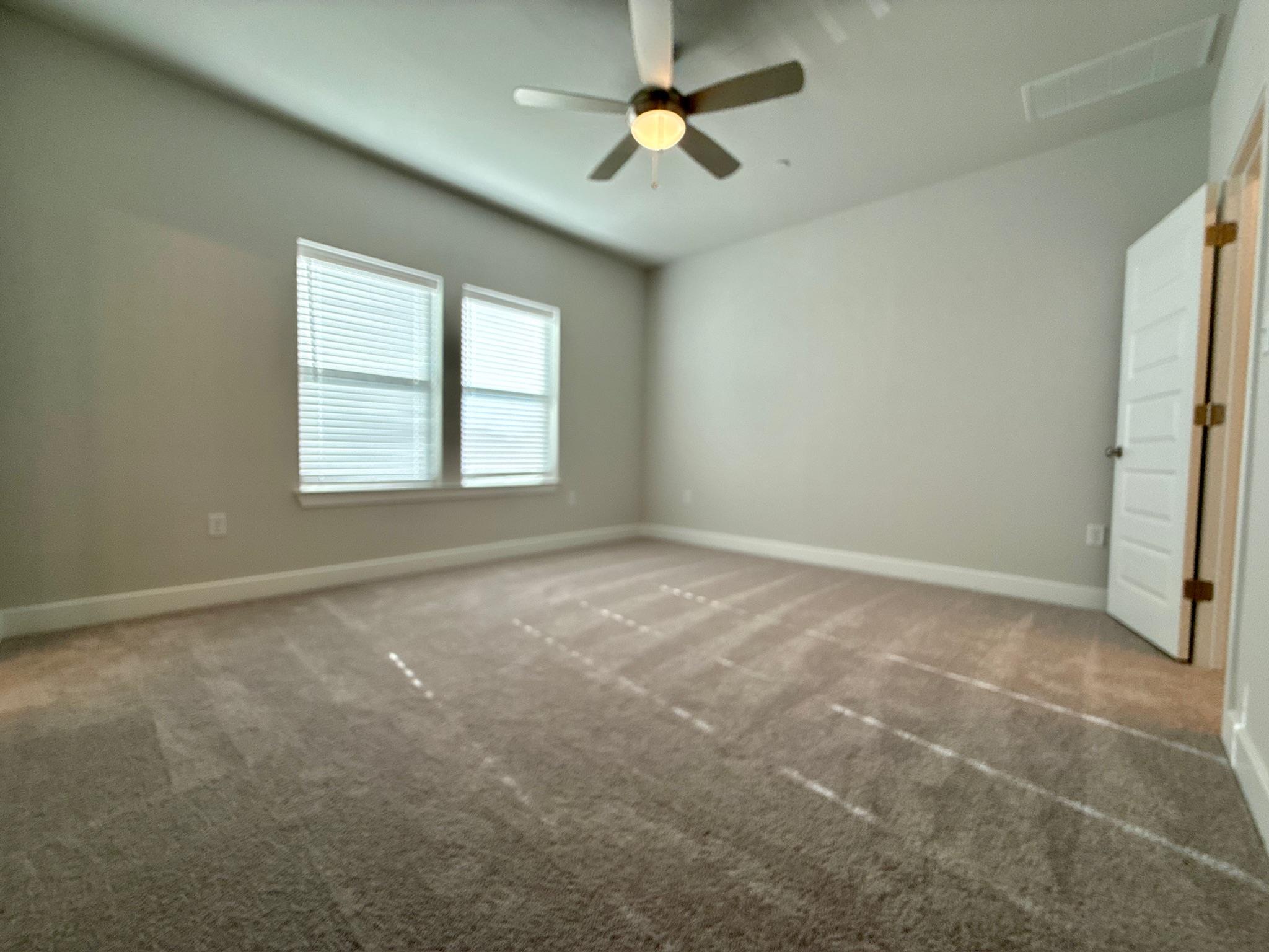 533 Emory Crossing Blvd Property Photo 18