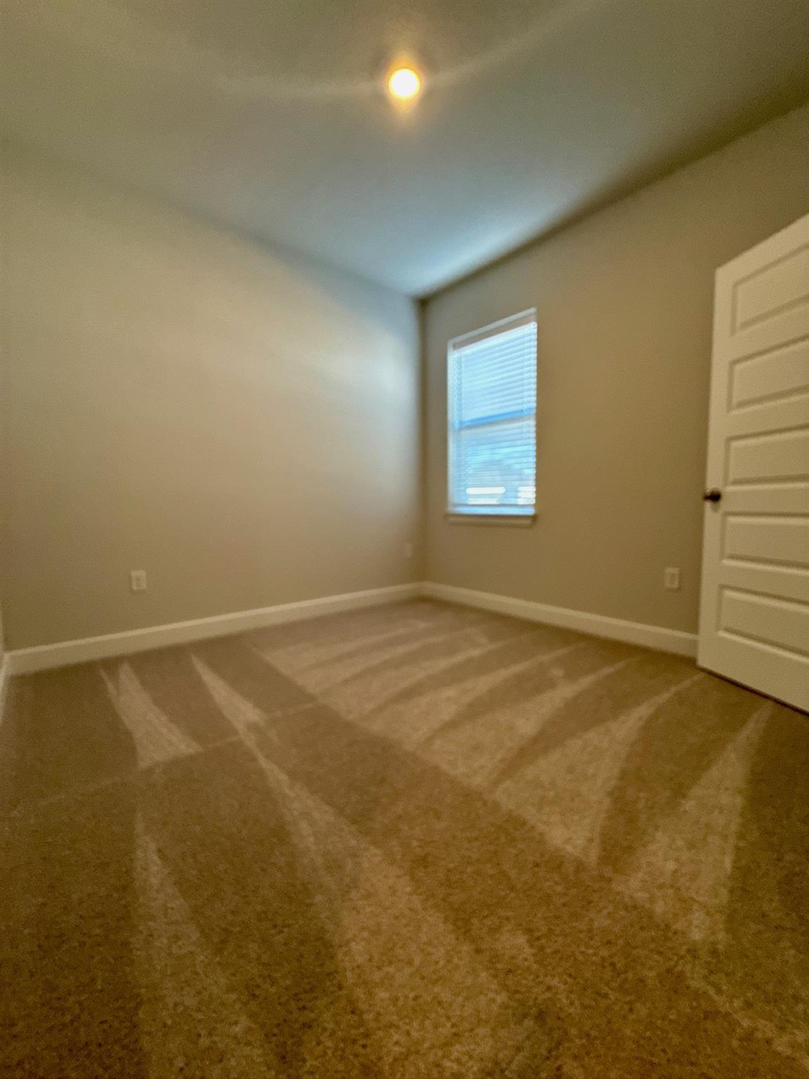 533 Emory Crossing Blvd Property Photo 20