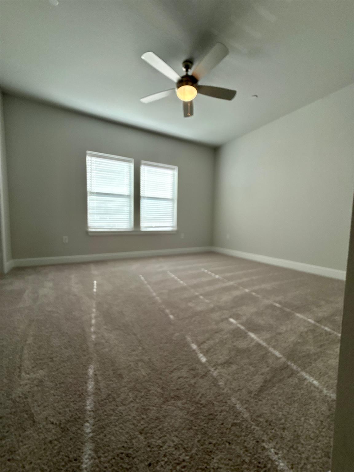 533 Emory Crossing Blvd Property Photo 23