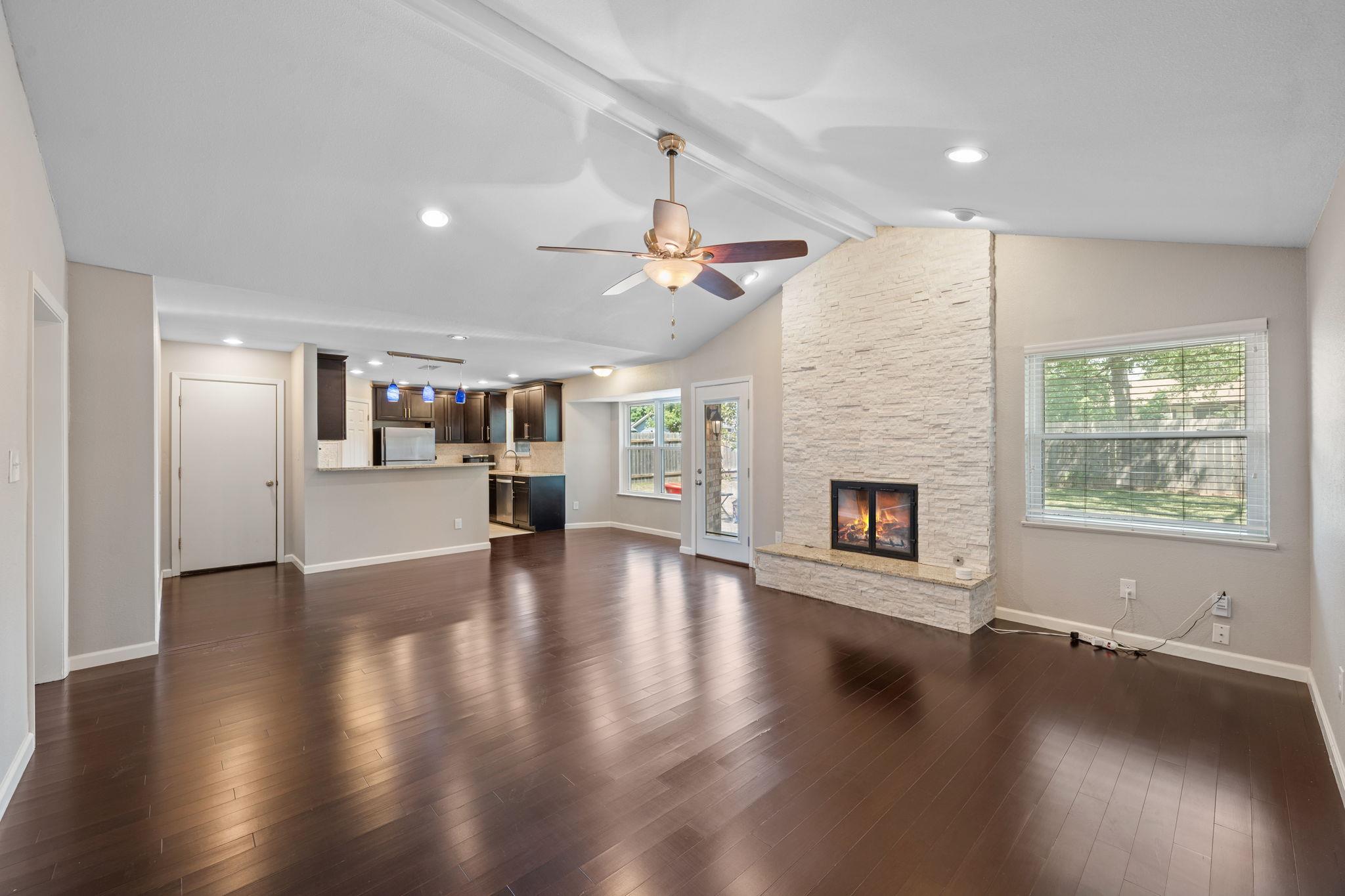 8511 Daleview Dr Property Photo 8