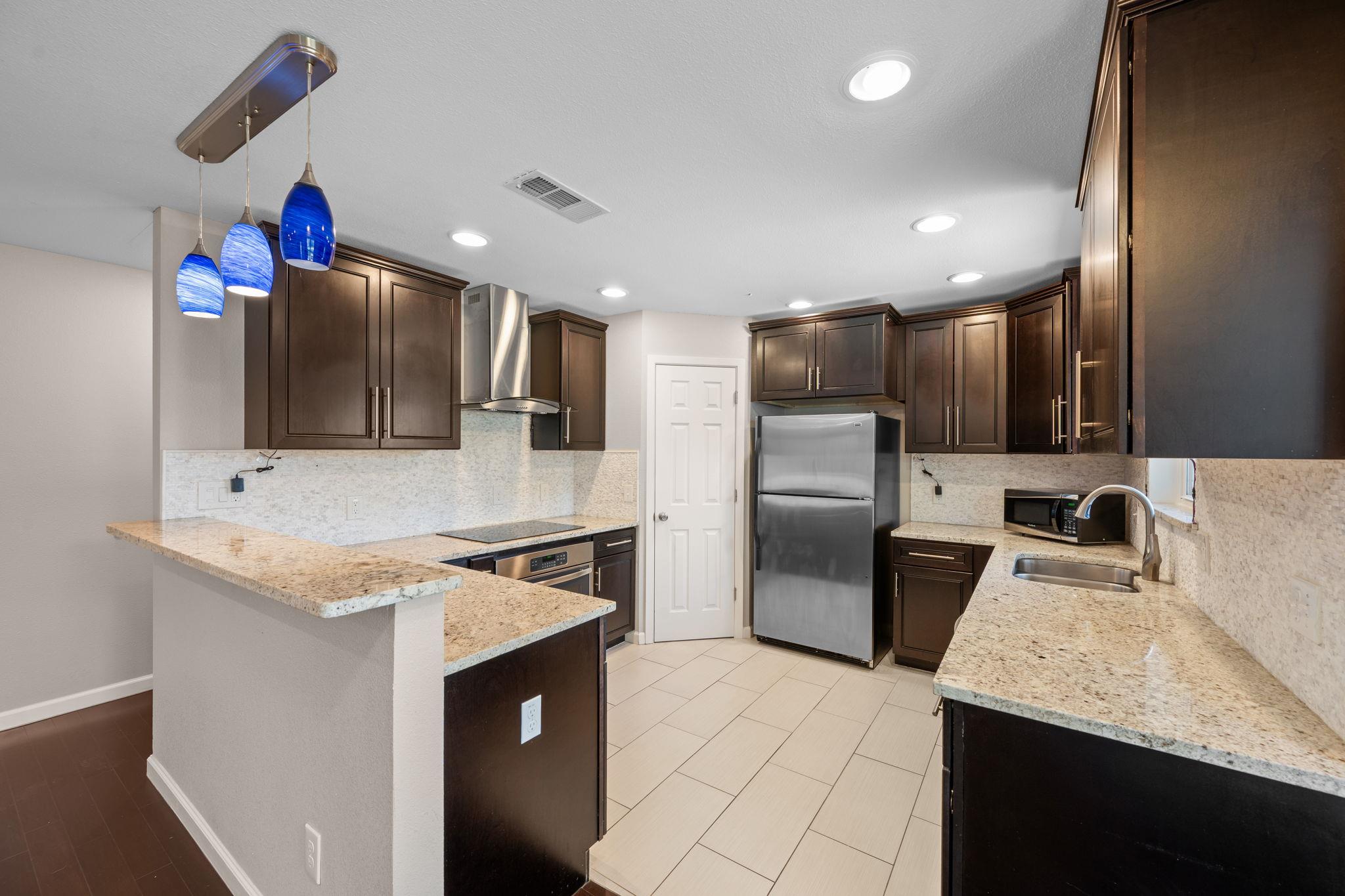 8511 Daleview Dr Property Photo 9