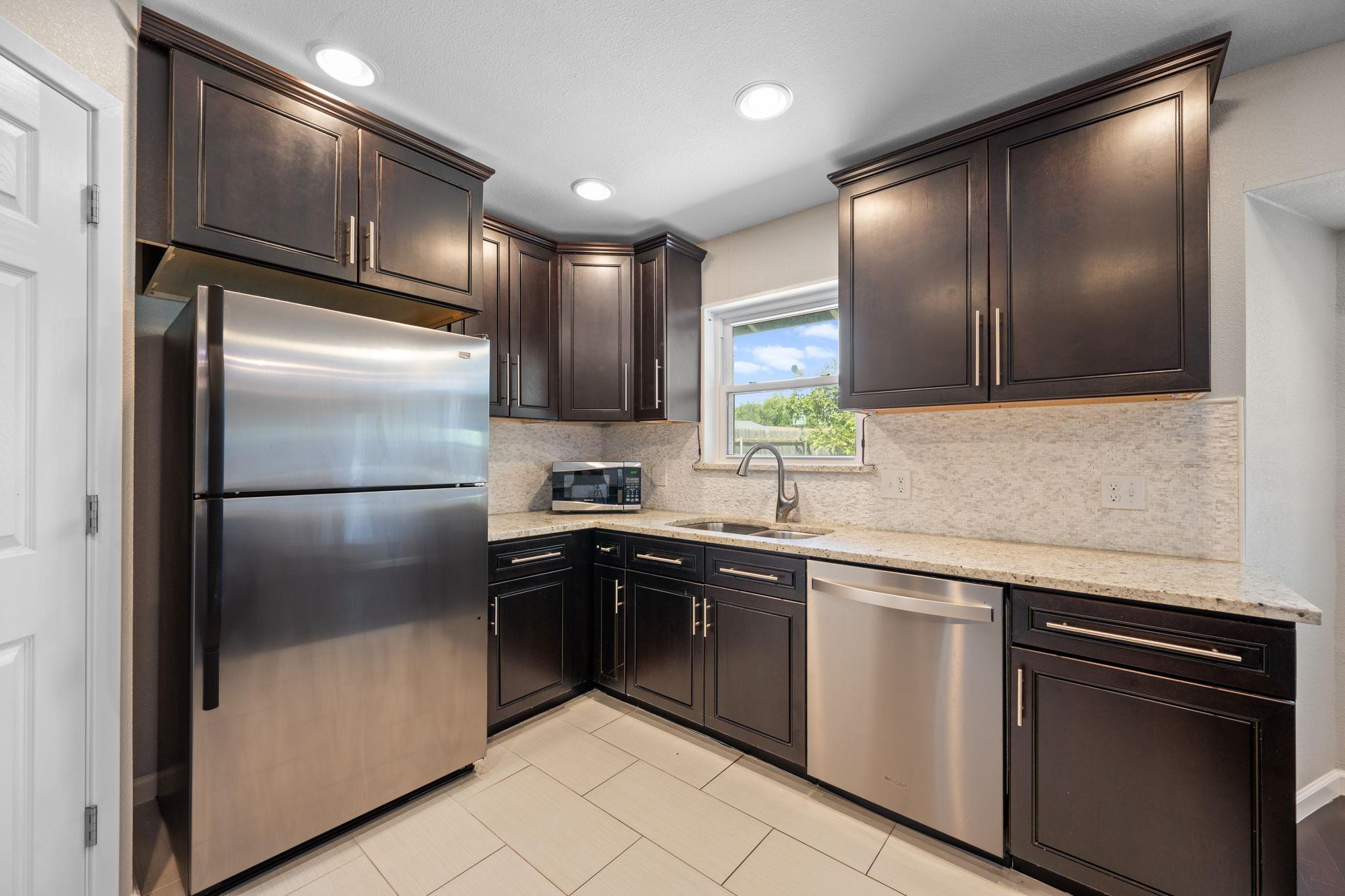 8511 Daleview Dr Property Photo 11
