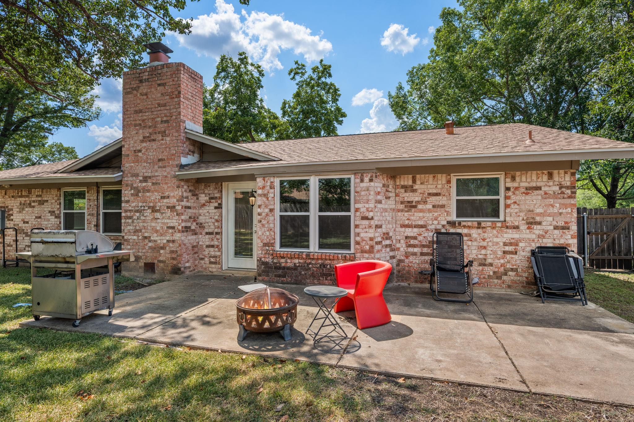 8511 Daleview Dr Property Photo 29