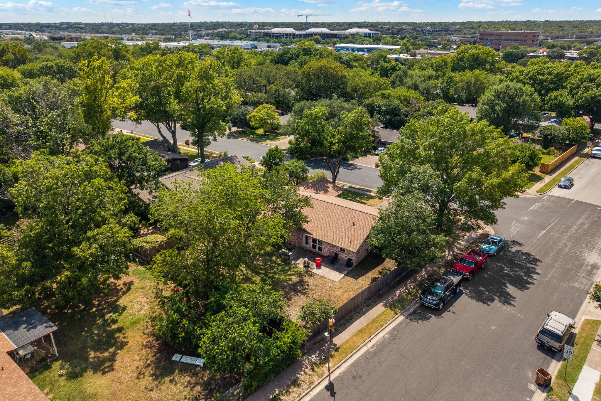 8511 Daleview Dr Property Photo 33
