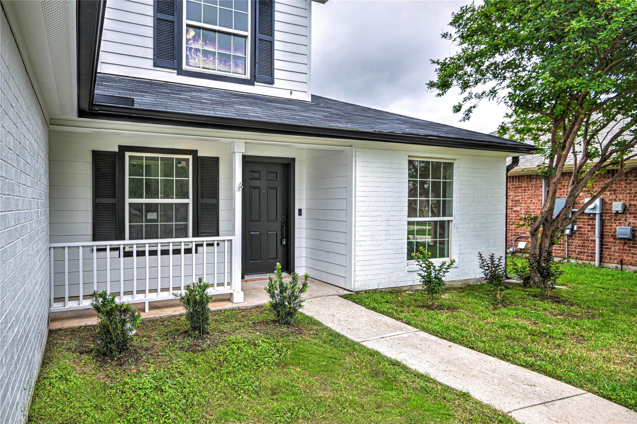 7720 Honeysuckle Dr Property Photo 3