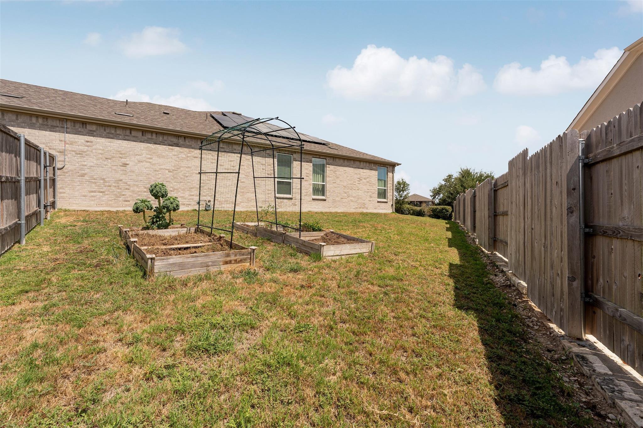430 Barnhill Loop Property Photo 10
