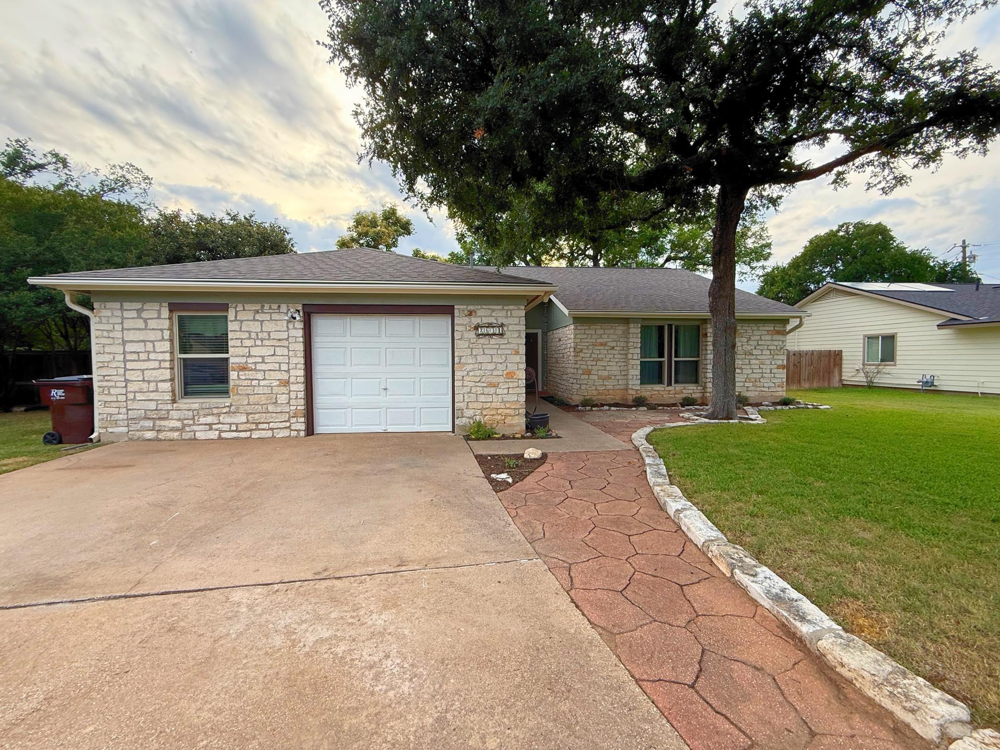 2631 Oak Meadow Dr Property Photo 1