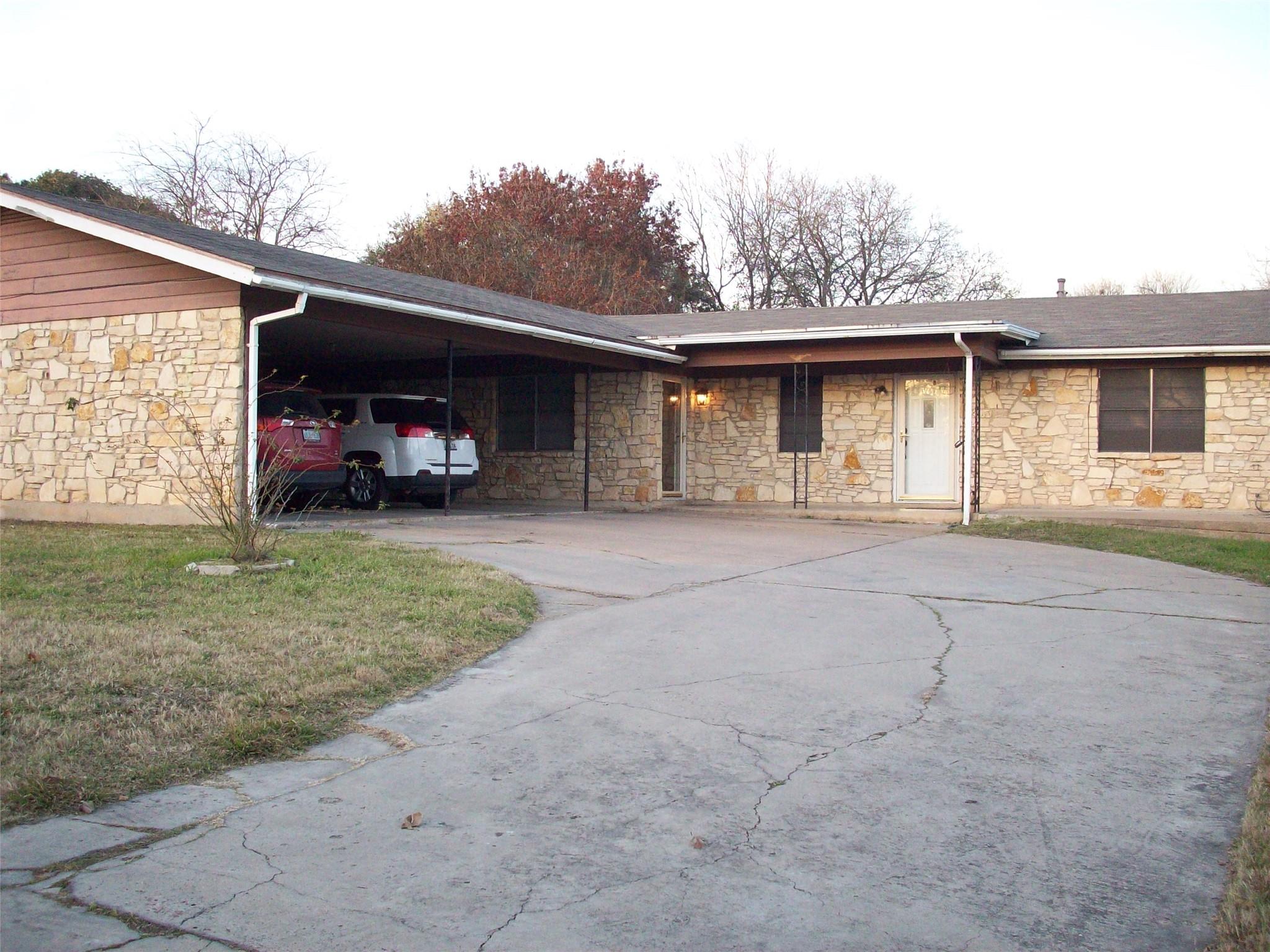 7406 Southgate Ln A Property Photo