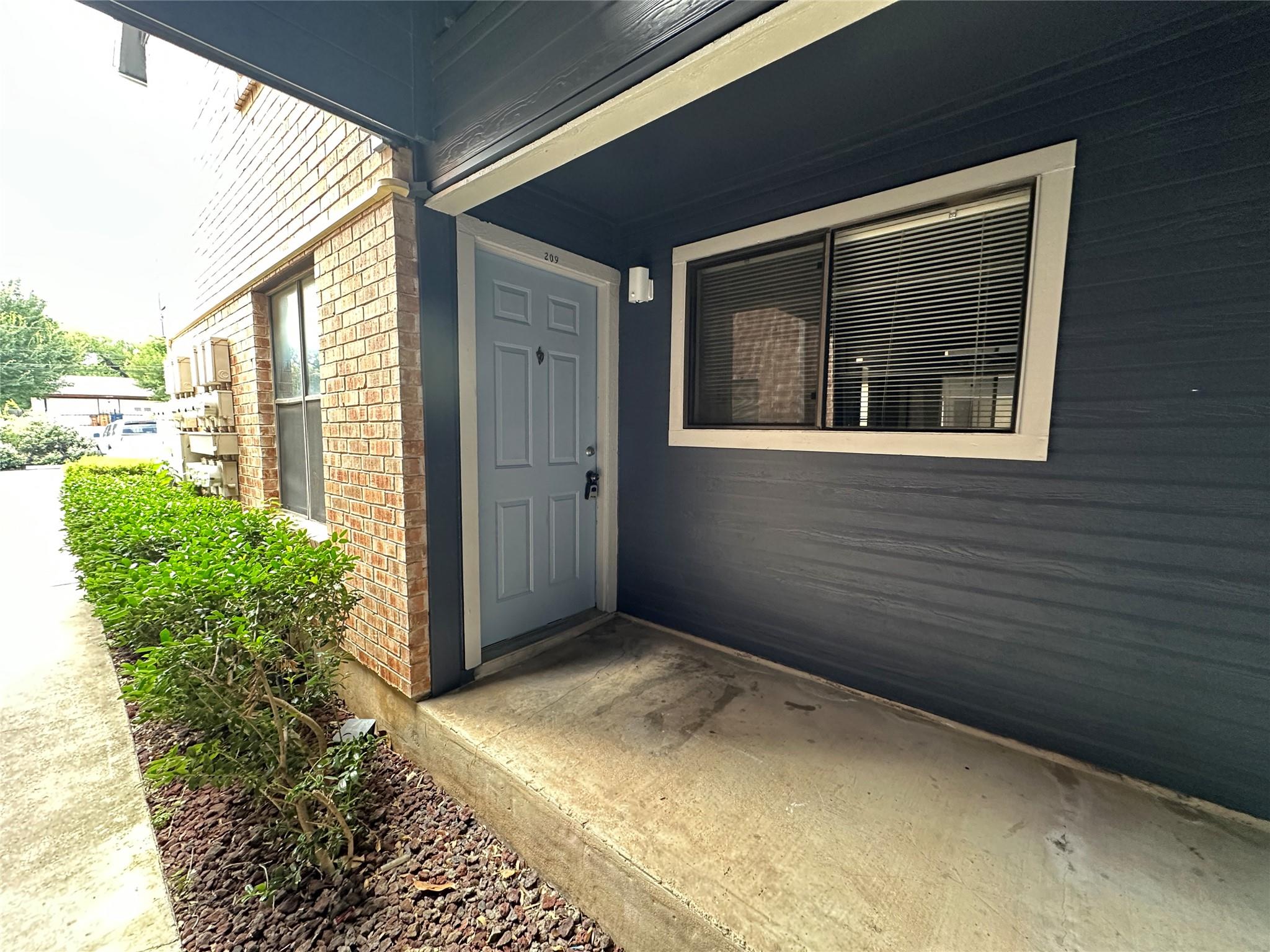 2500 Burleson Rd #209 Property Photo 1