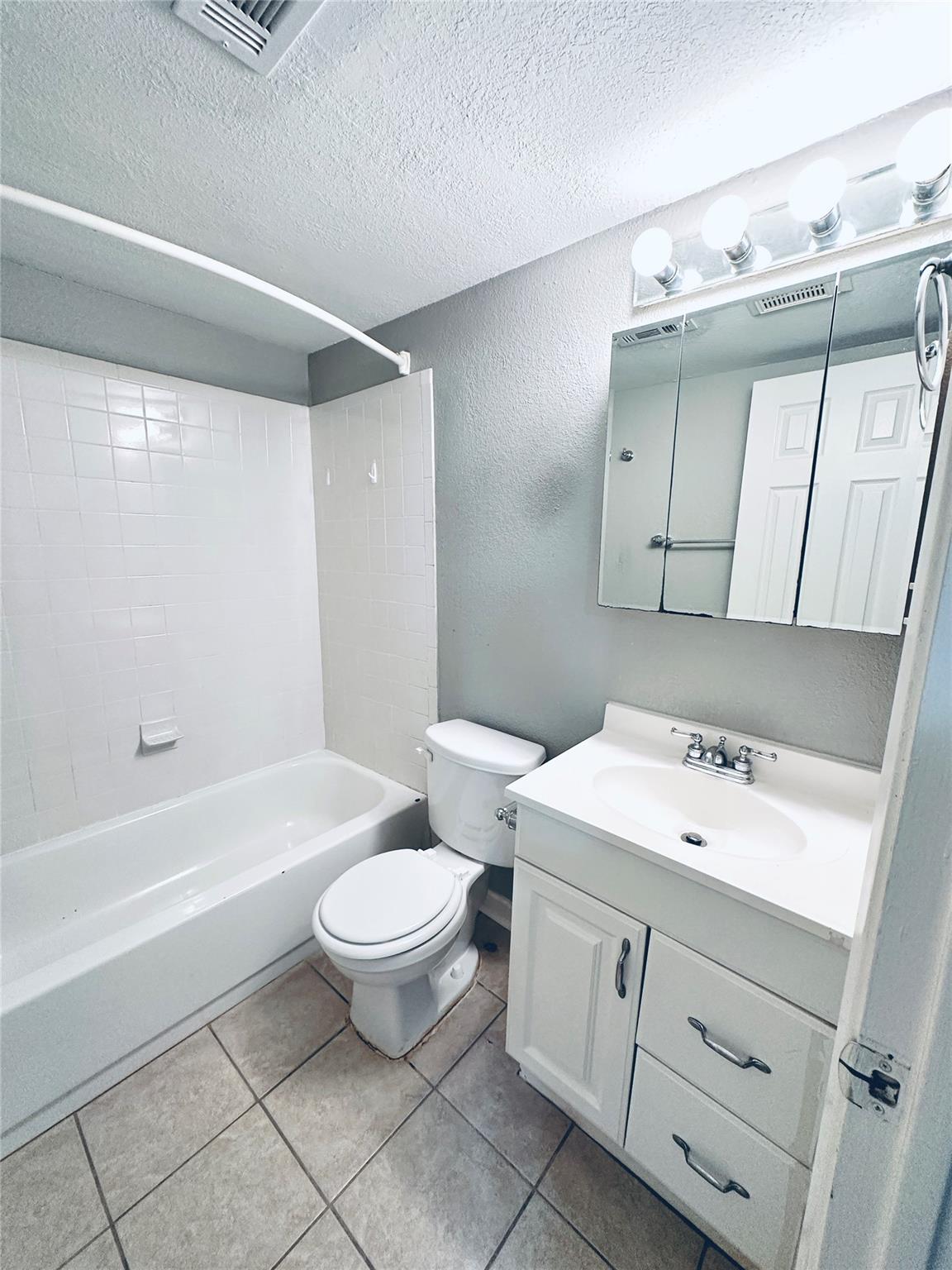 2500 Burleson Rd #209 Property Photo 20