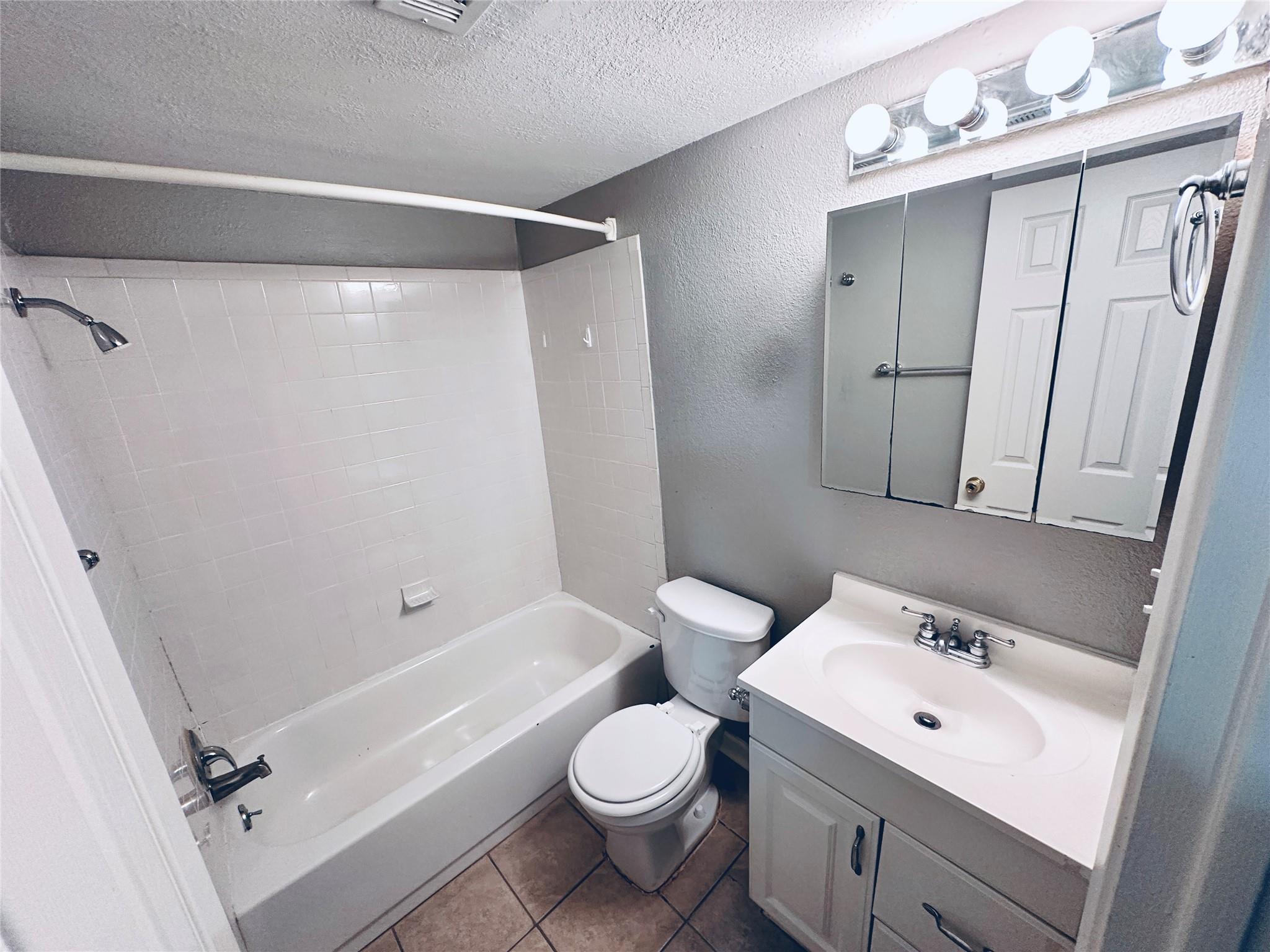 2500 Burleson Rd #209 Property Photo 21