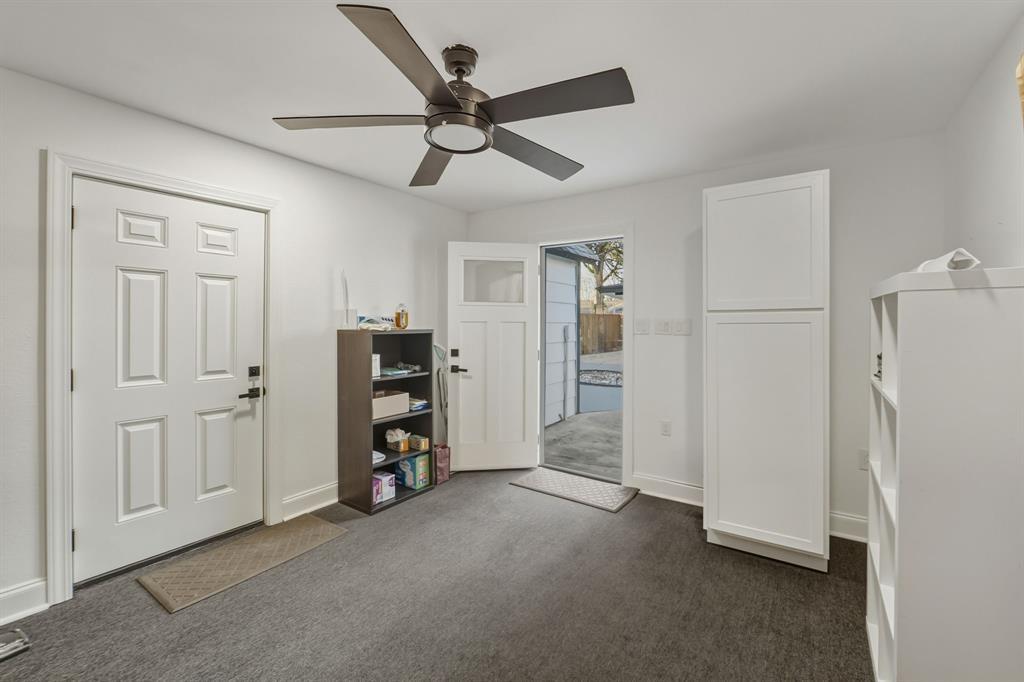 2107 Lewood Cir Property Photo 30