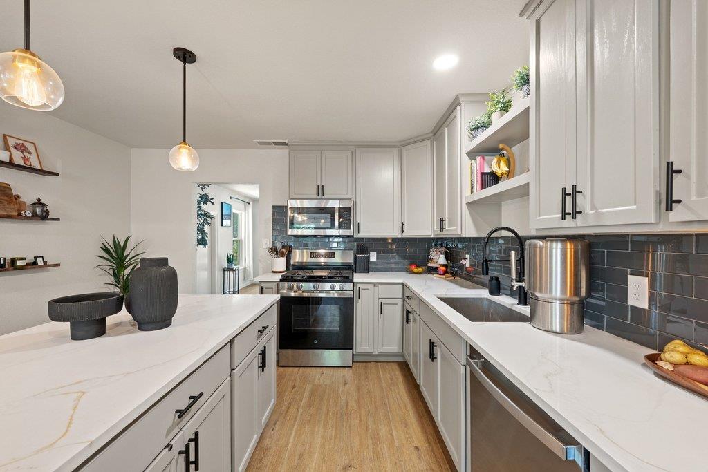 5714 Avenue D None Property Photo 19