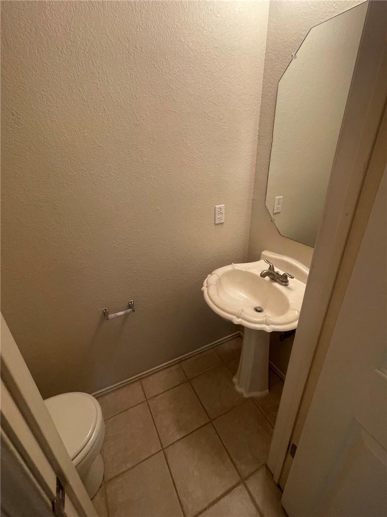 613 Stallion Dr Property Photo 14