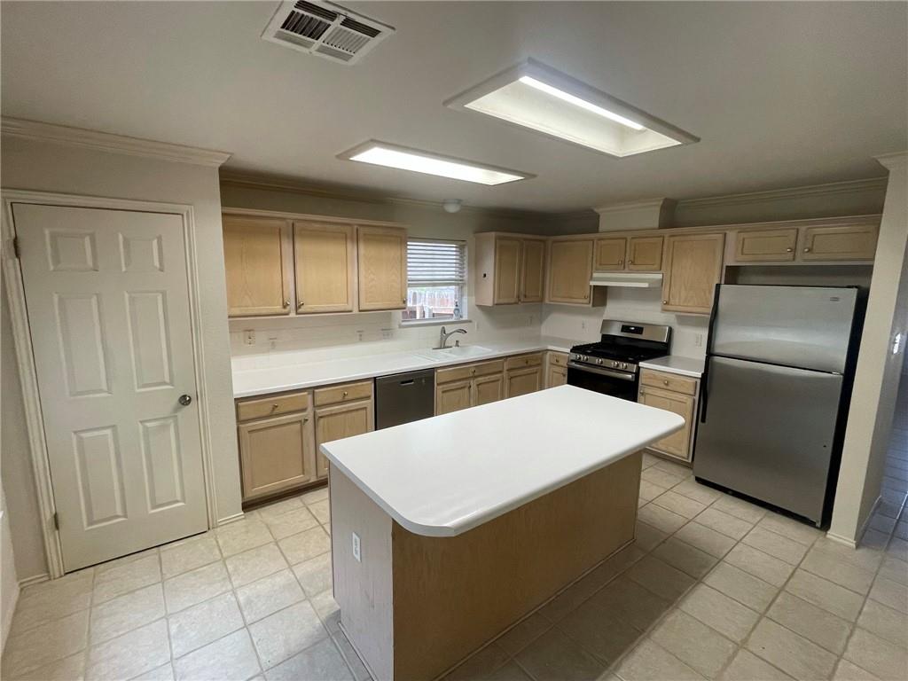613 Stallion Dr Property Photo 23