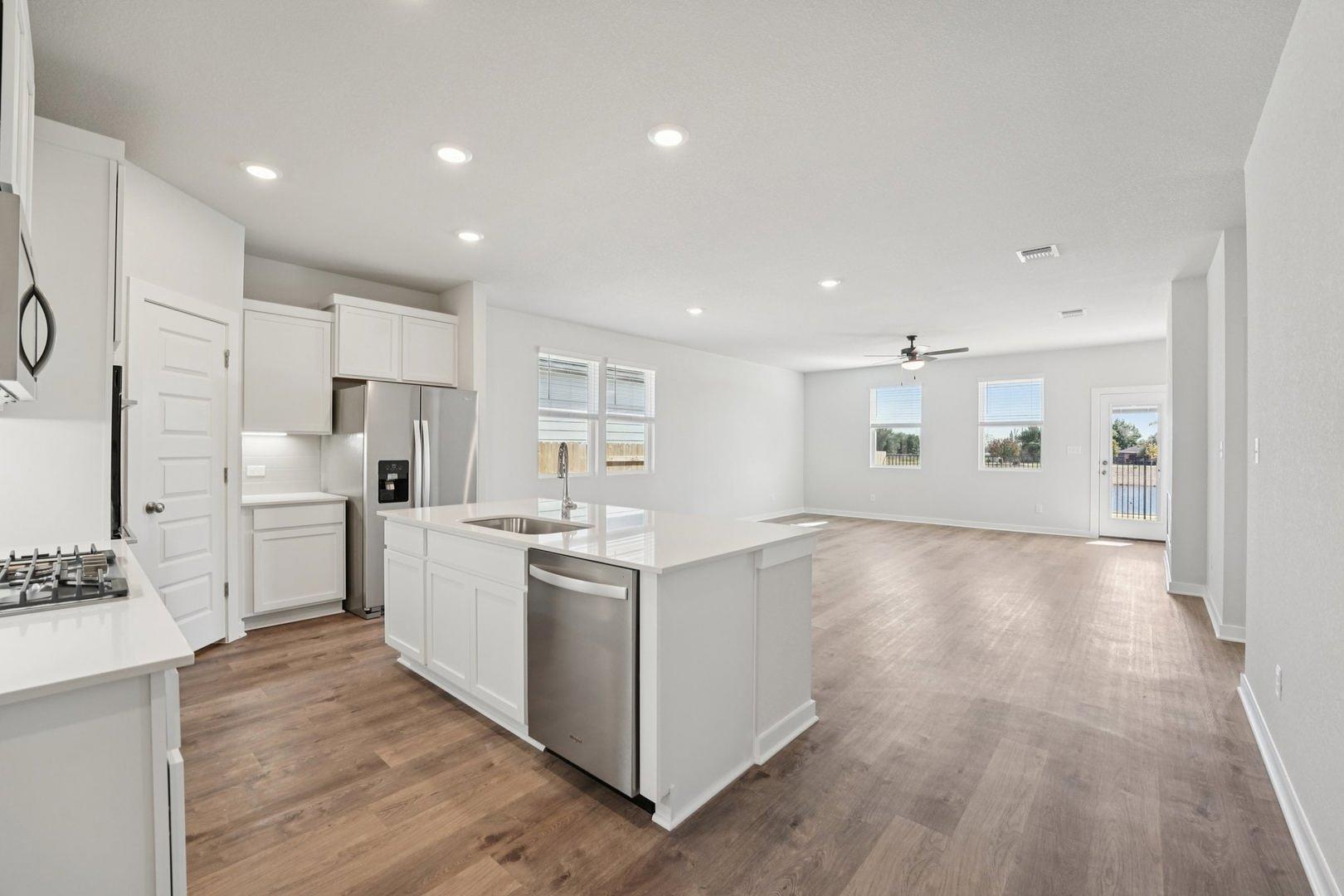 5505 Botticelli Dr Property Photo 4
