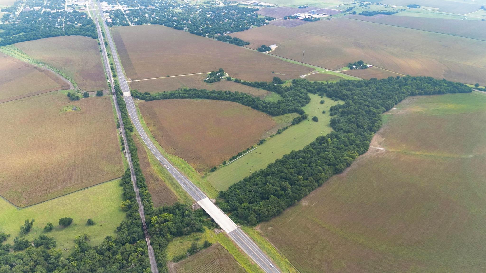4400-4402 N Highway 95 None Property Photo 6