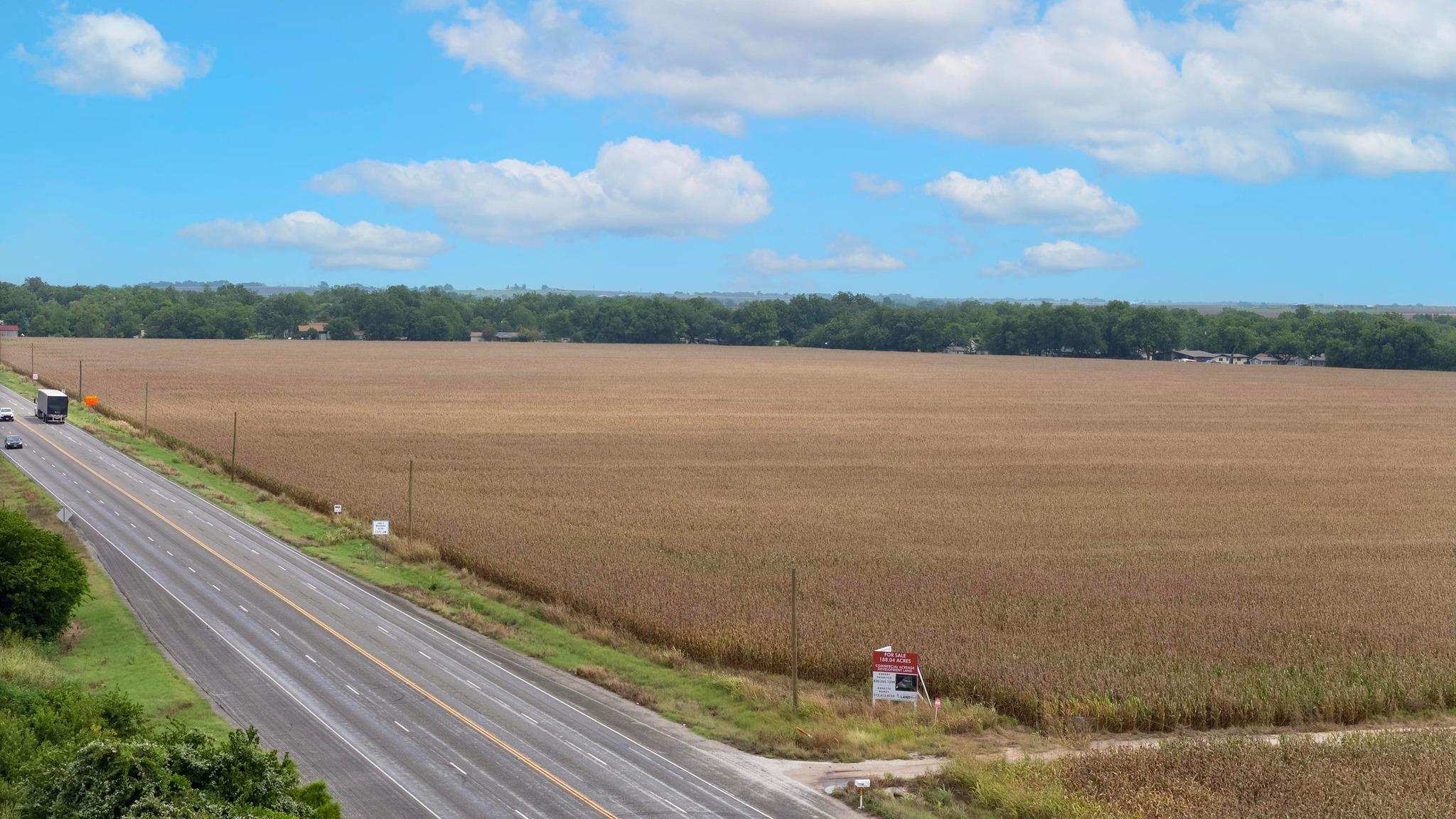 4400-4402 N Highway 95 None Property Photo 12