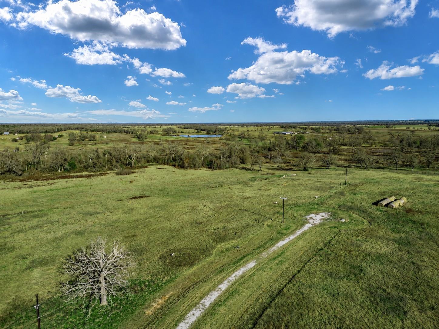 19 County Road 721 None Property Photo 3
