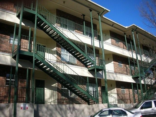 2100 San Gabriel ST 102 Property Photo 1