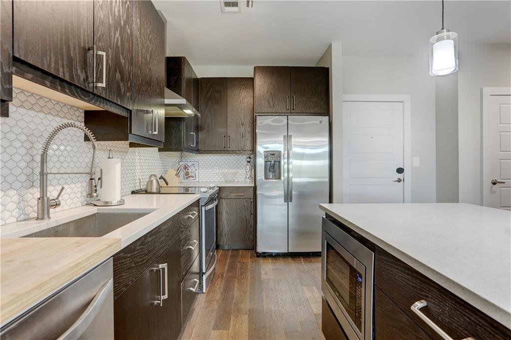 3114 S Congress Ave 305 Property Photo 3