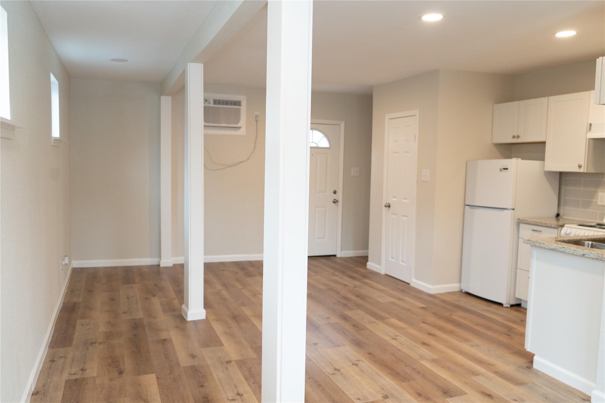 97 Anthony St #b Property Photo 2