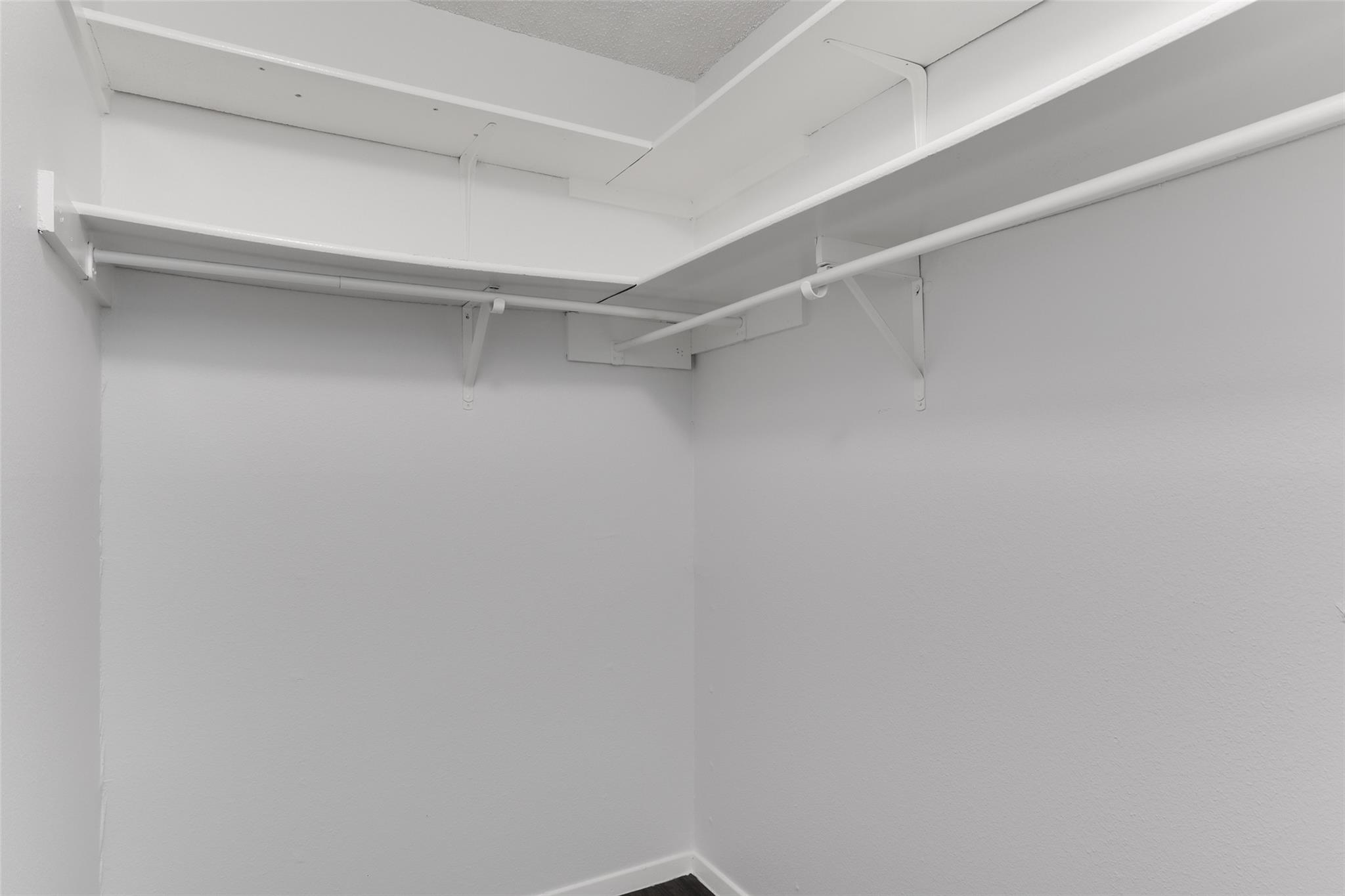 656 Mairo St Property Photo 12