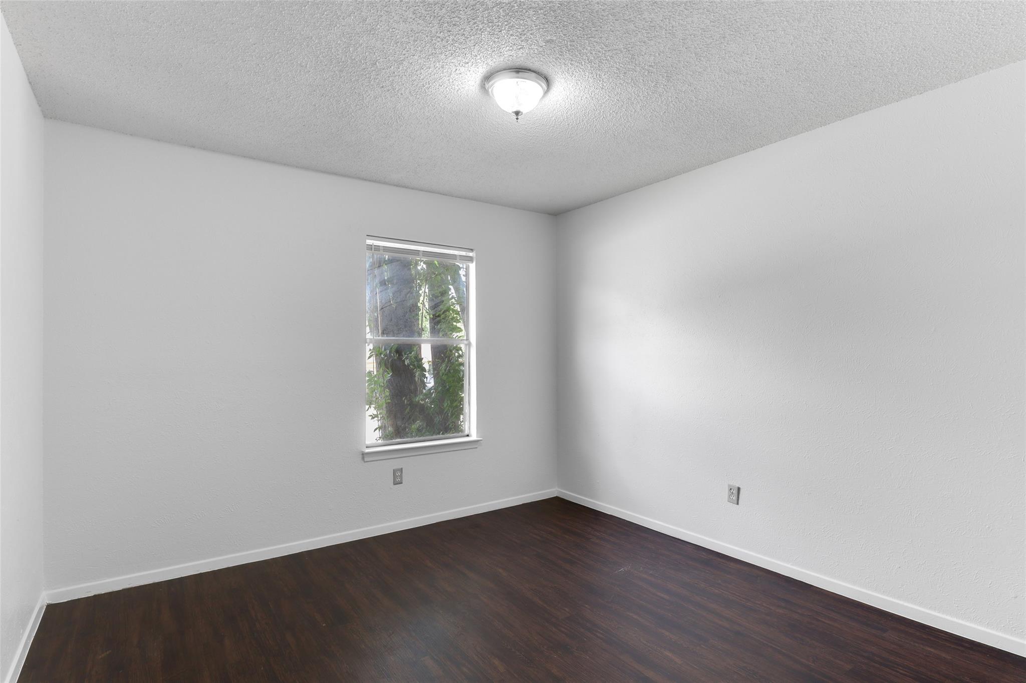 656 Mairo St Property Photo 14