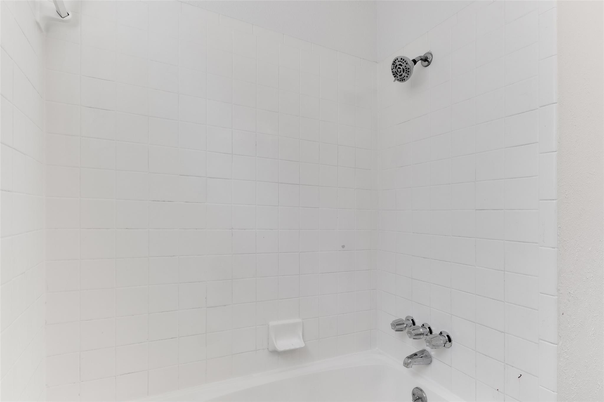 656 Mairo St Property Photo 16