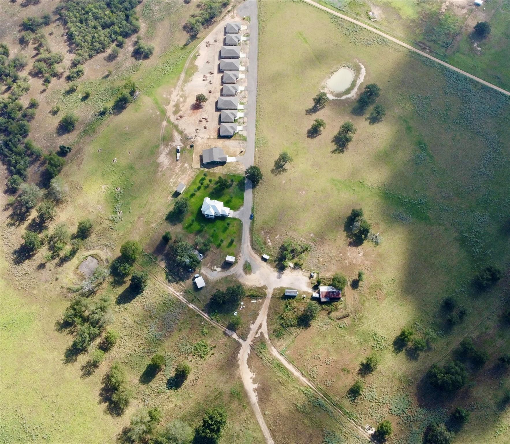 303 Bob's Trl Property Photo 1