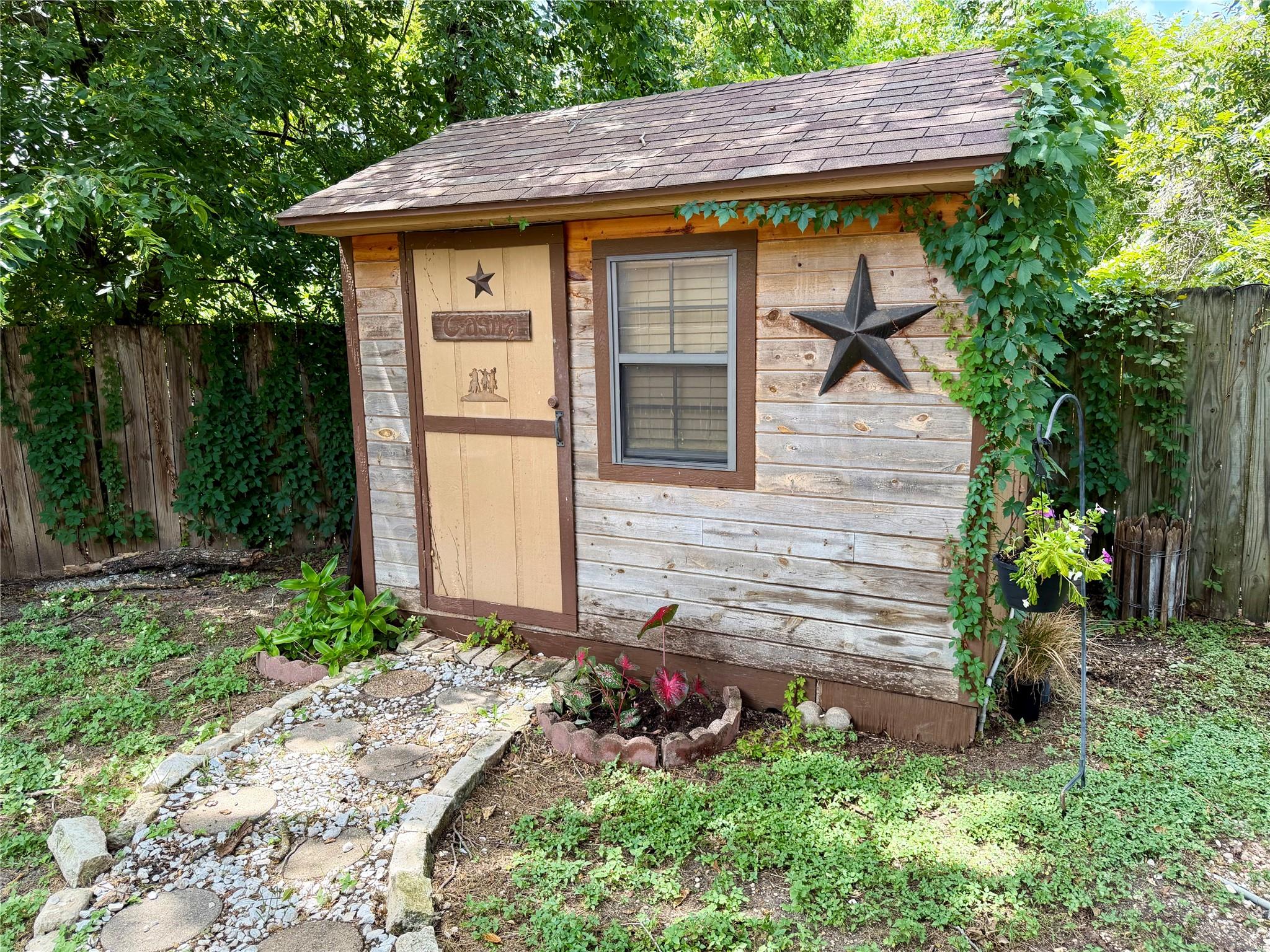 13304 Saddlebrook Trl #a Property Photo 12