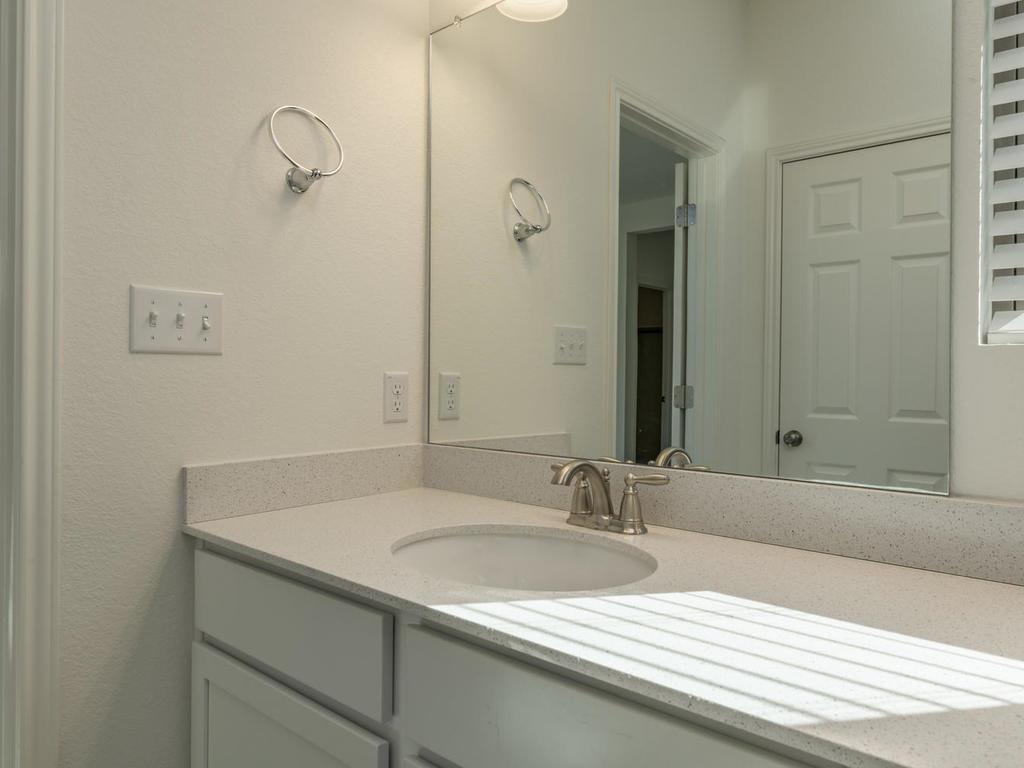 9113 Garnet Dr Property Photo 20