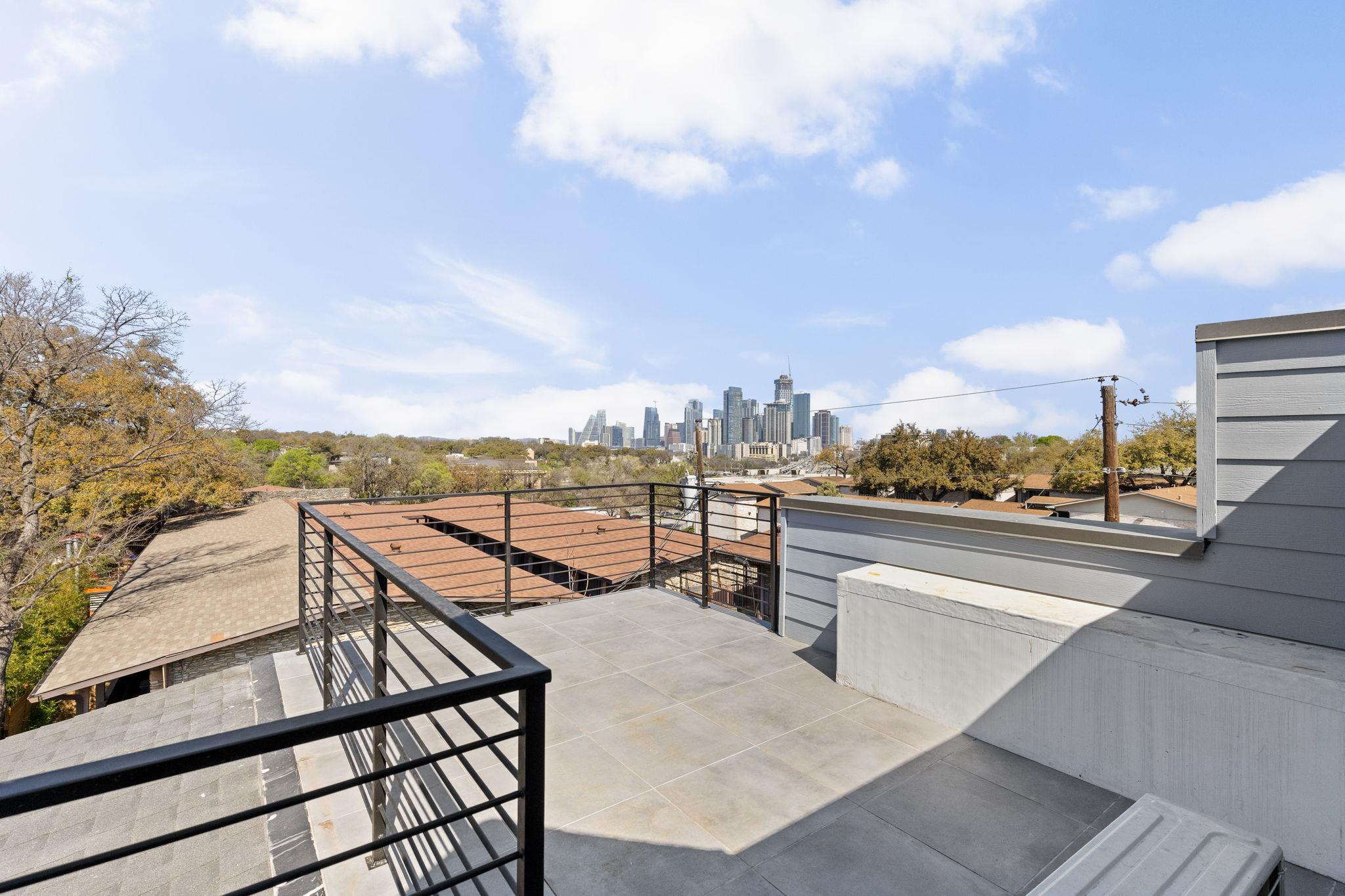 1402 Summit St #b Property Photo 30
