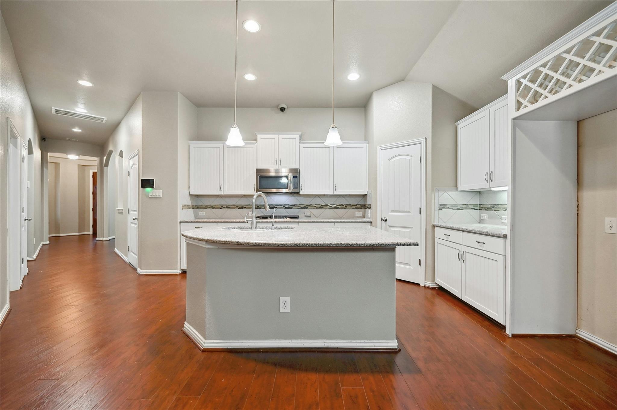 553 Hot Spring Vly Property Photo 6