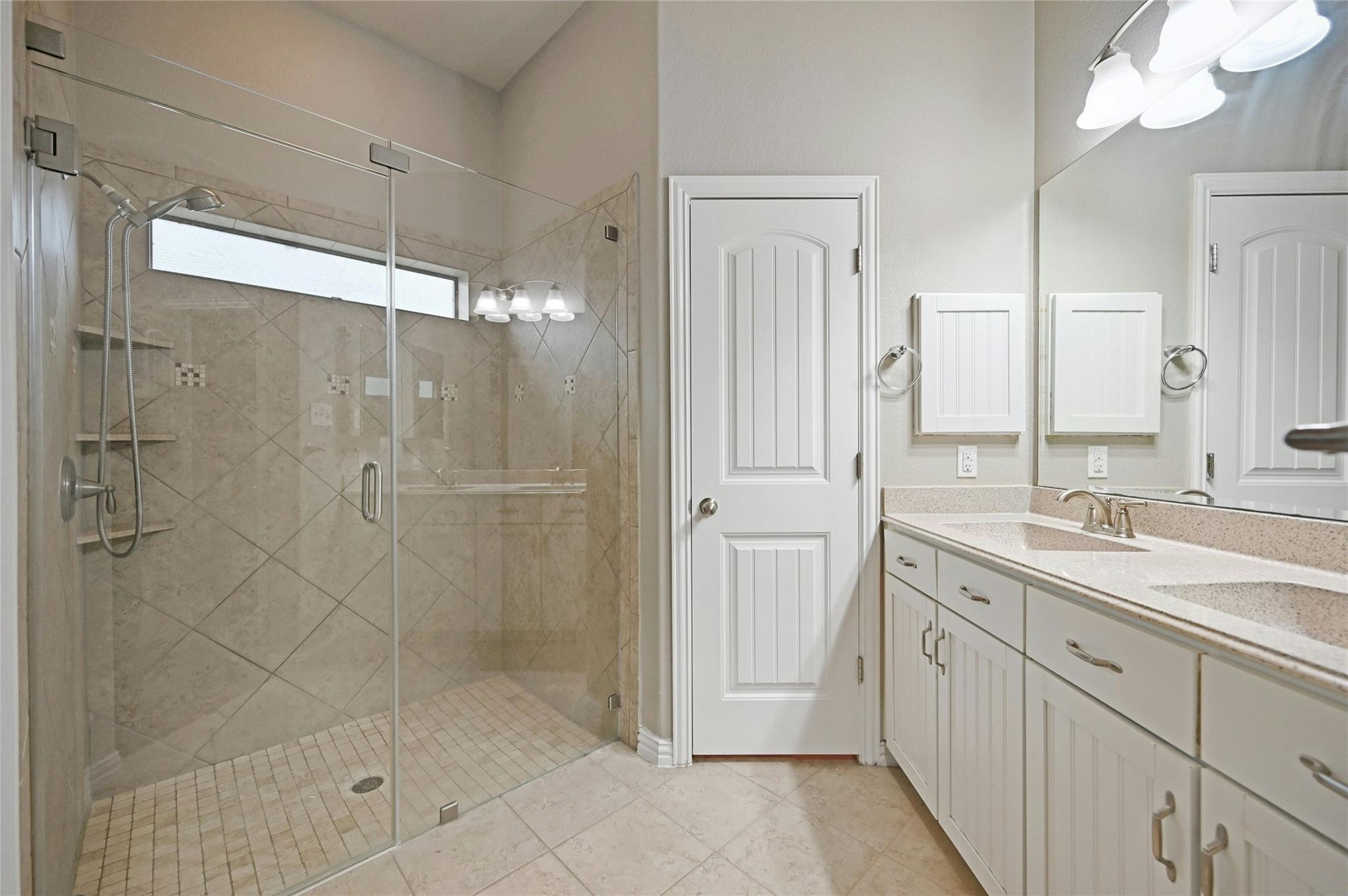553 Hot Spring Vly Property Photo 14