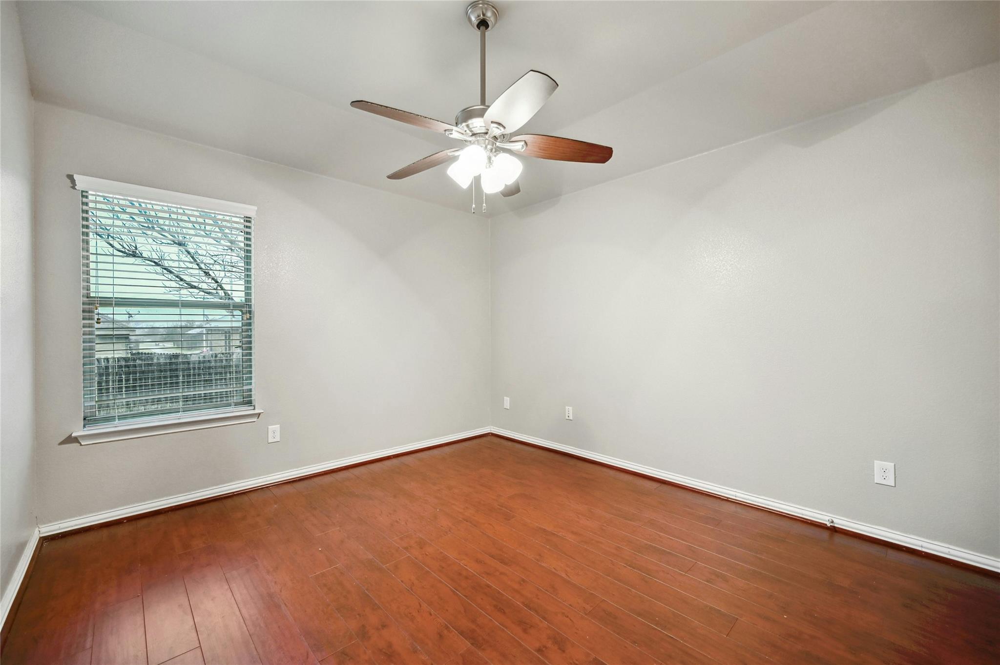 553 Hot Spring Vly Property Photo 16