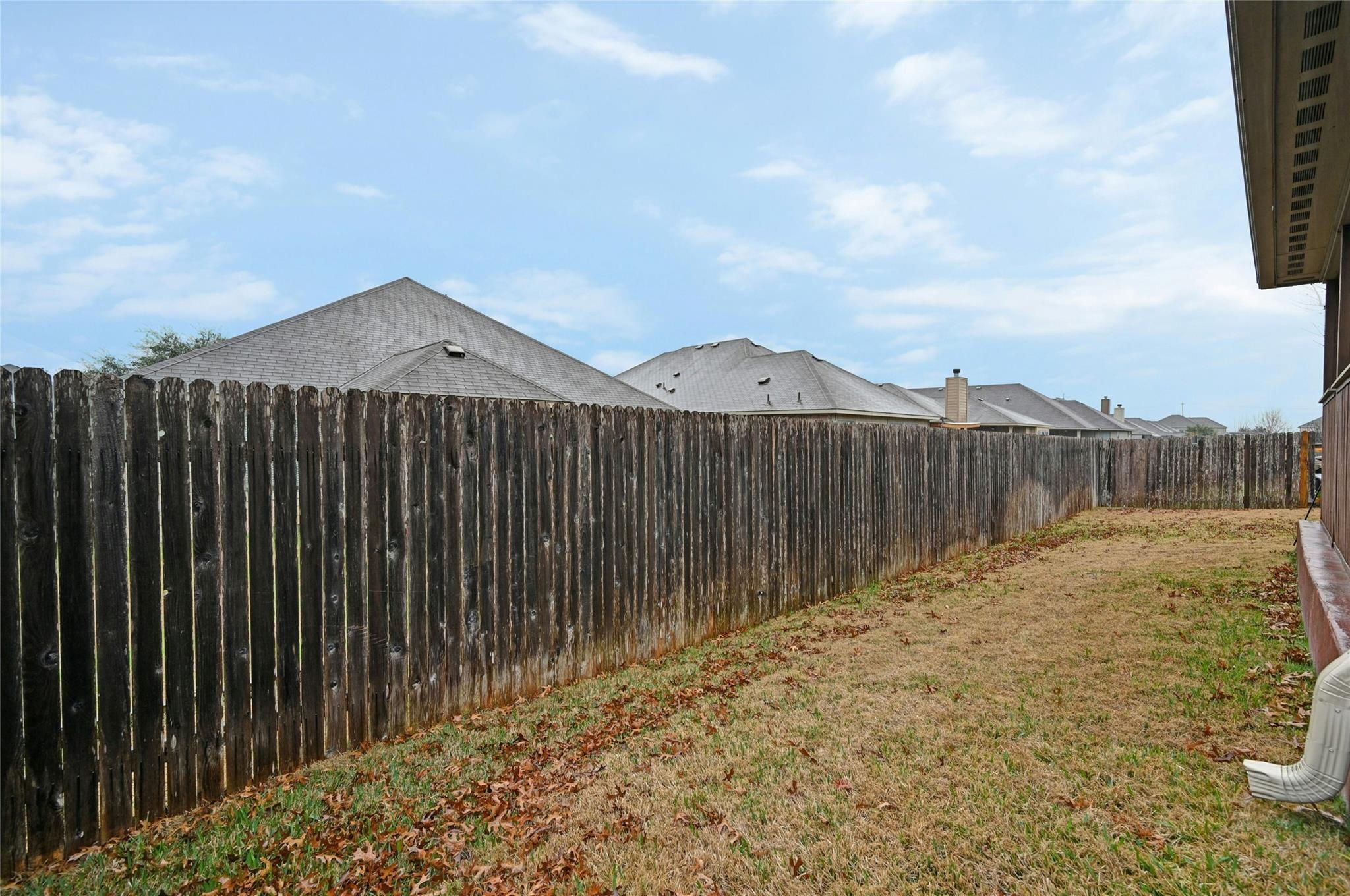 553 Hot Spring Vly Property Photo 21