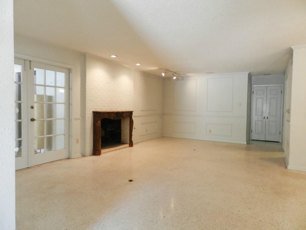3713 Meredith St Property Photo 6