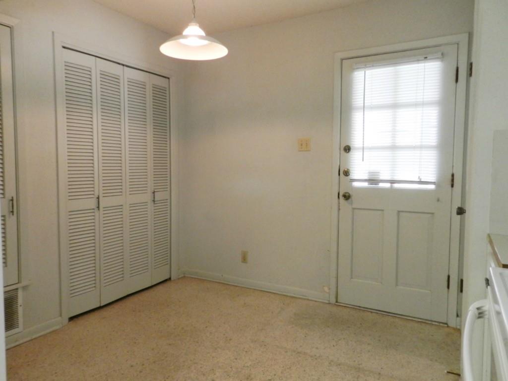 3713 Meredith St Property Photo 28