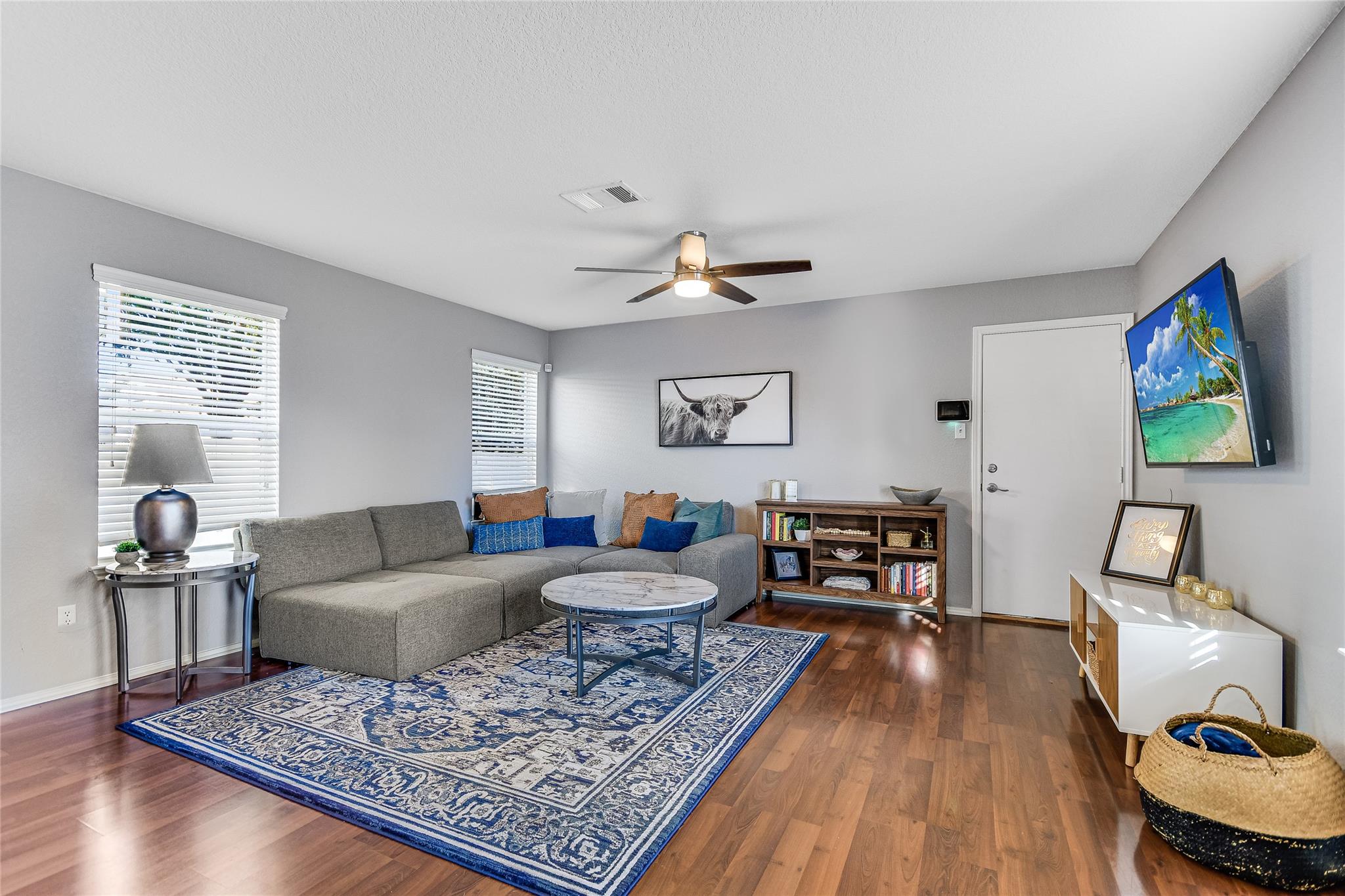 1410 Davis Mountain Loop Property Photo 4
