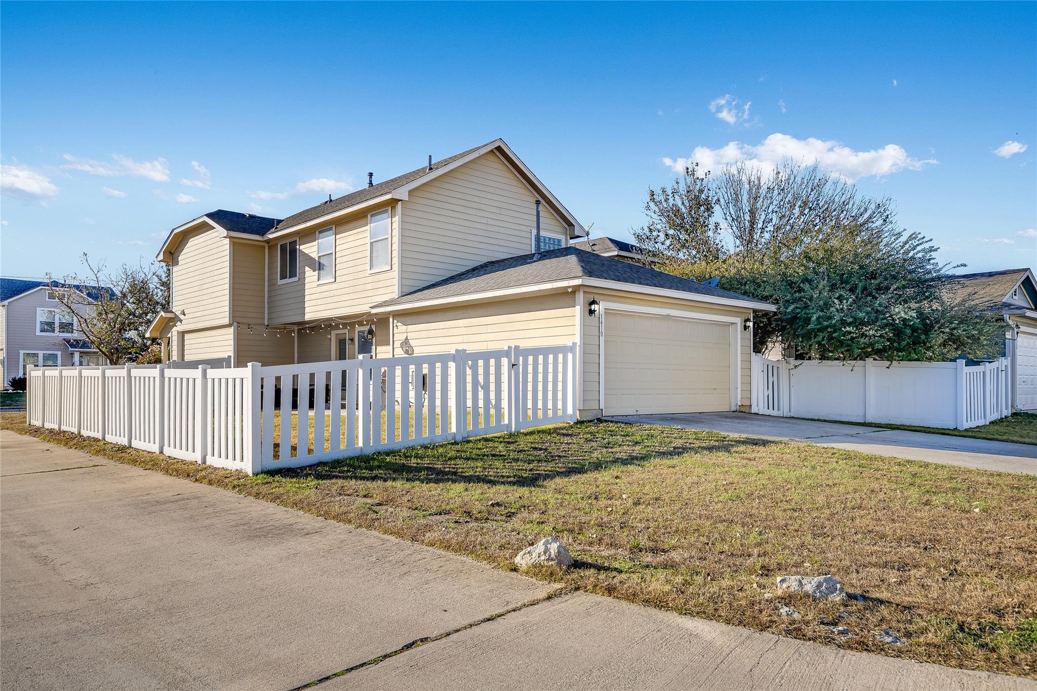 1410 Davis Mountain Loop Property Photo 20