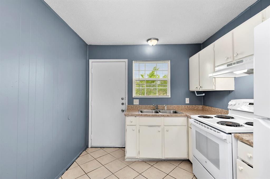1611 Jones St #6 Property Photo 5