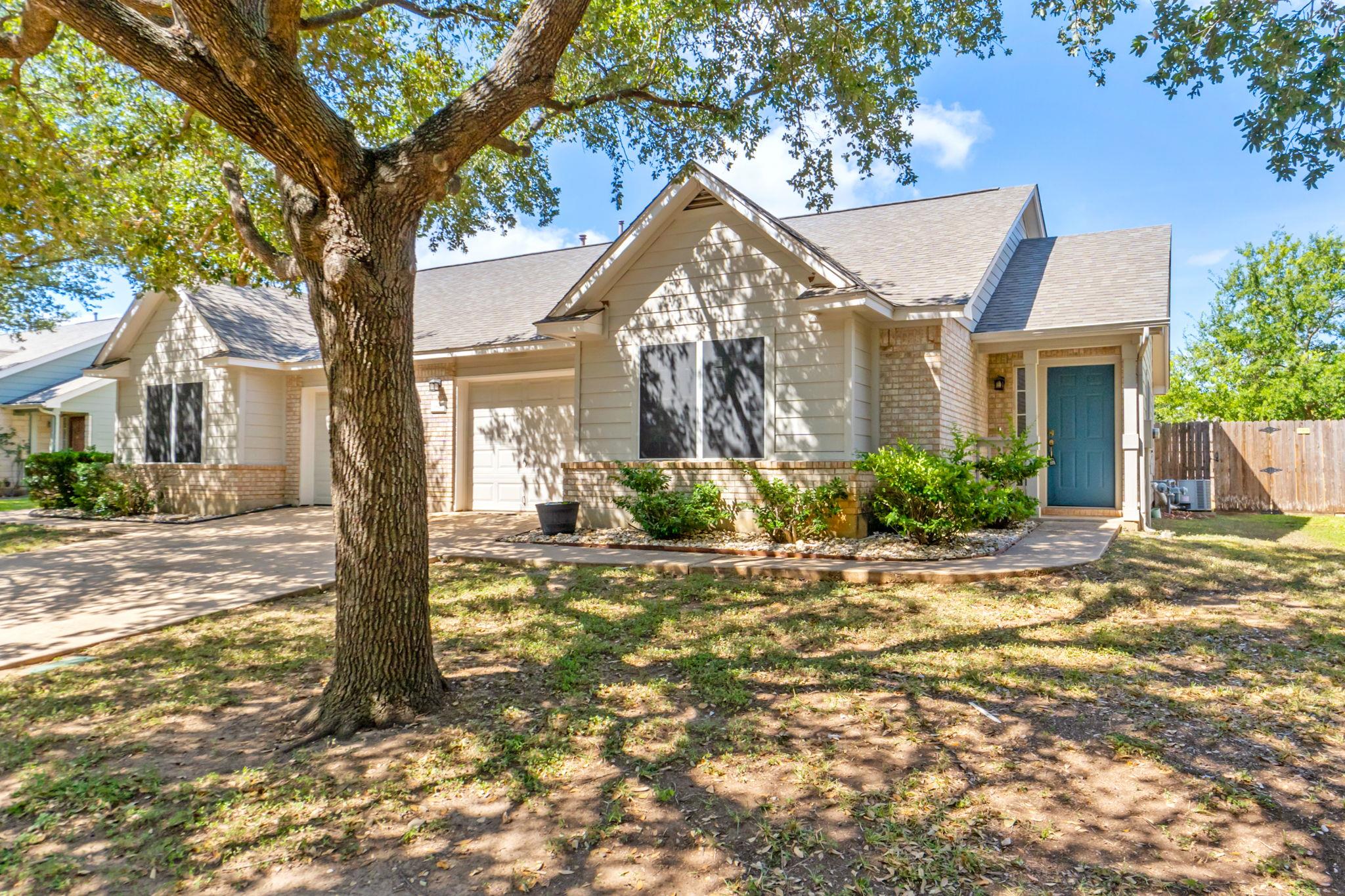 160 Prairie Springs Loop Property Photo 4