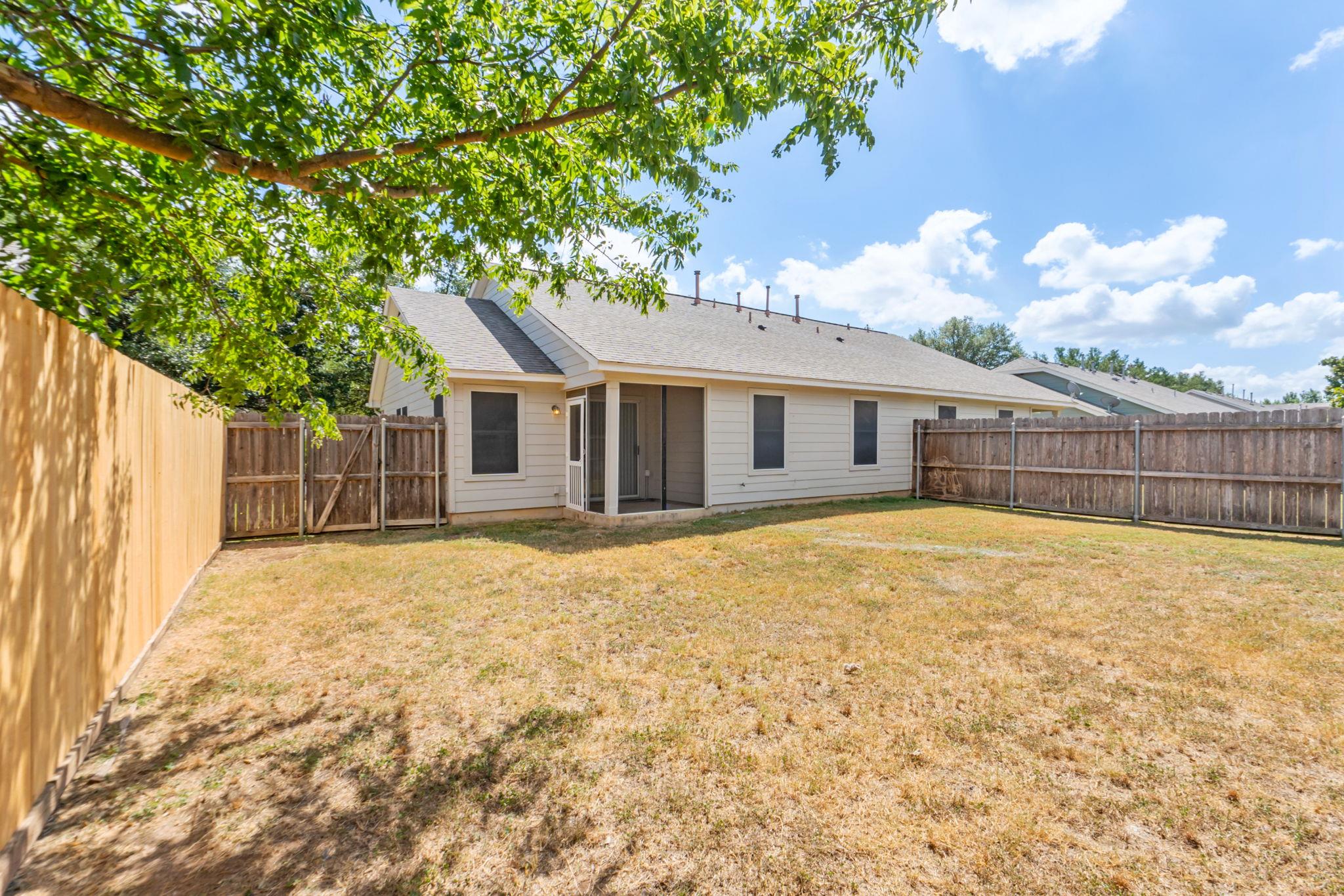 160 Prairie Springs Loop Property Photo 33