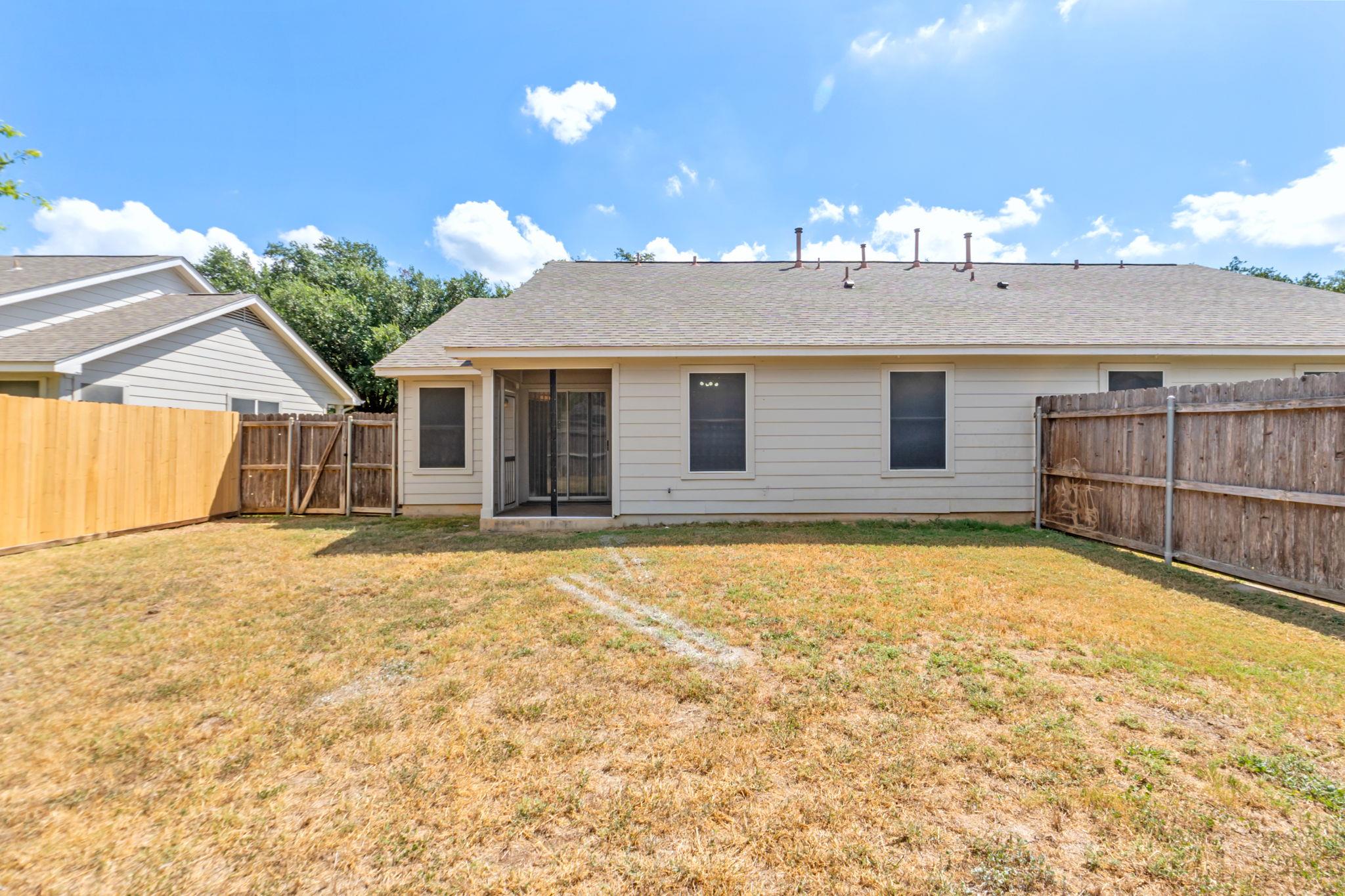 160 Prairie Springs Loop Property Photo 34