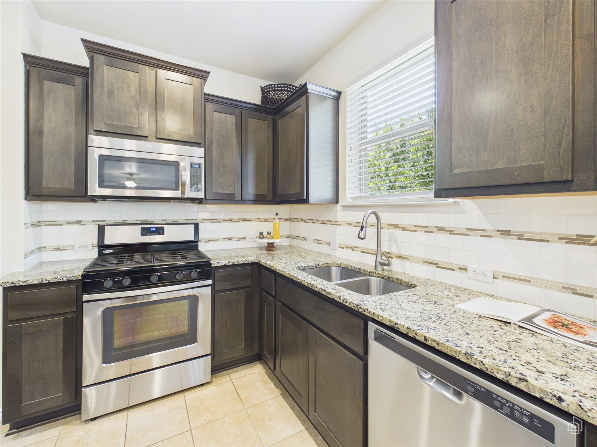 9204 Sawyer Fay Ln Property Photo 12