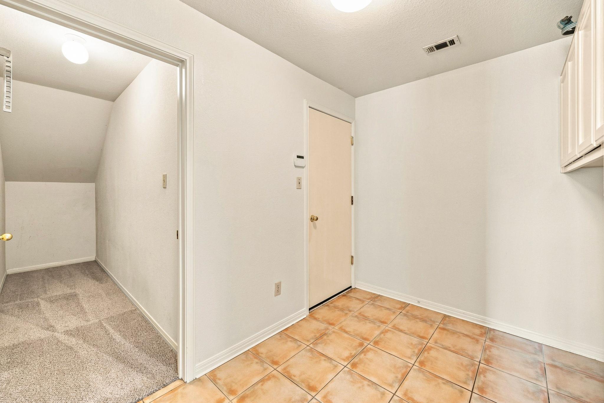 7808 Cheno Cortina Trl Property Photo 4