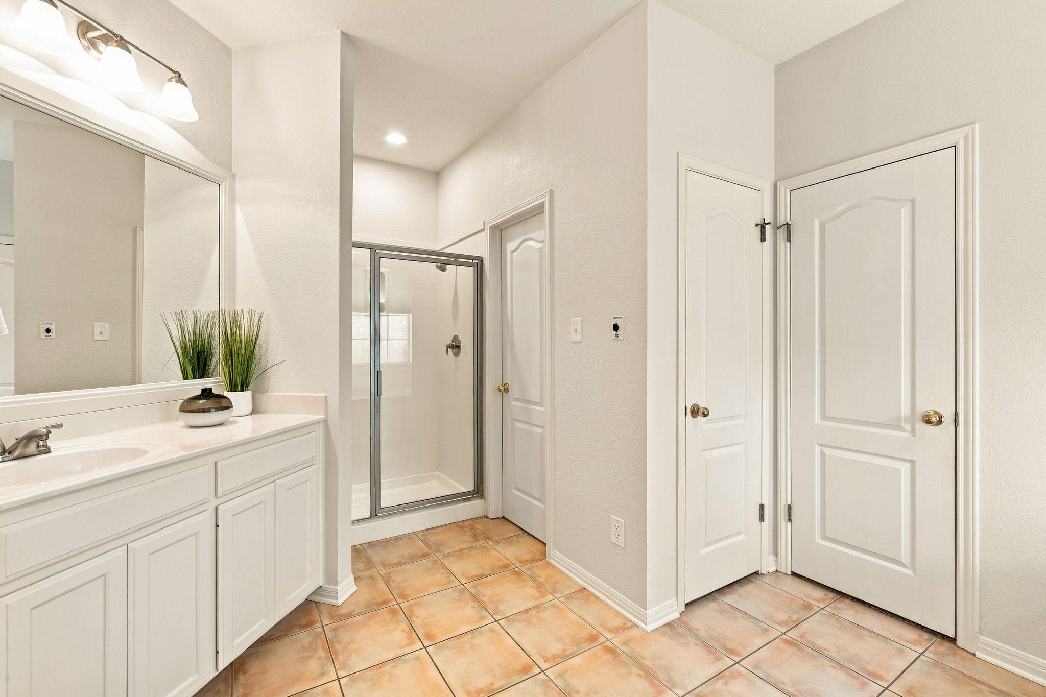 7808 Cheno Cortina Trl Property Photo 12