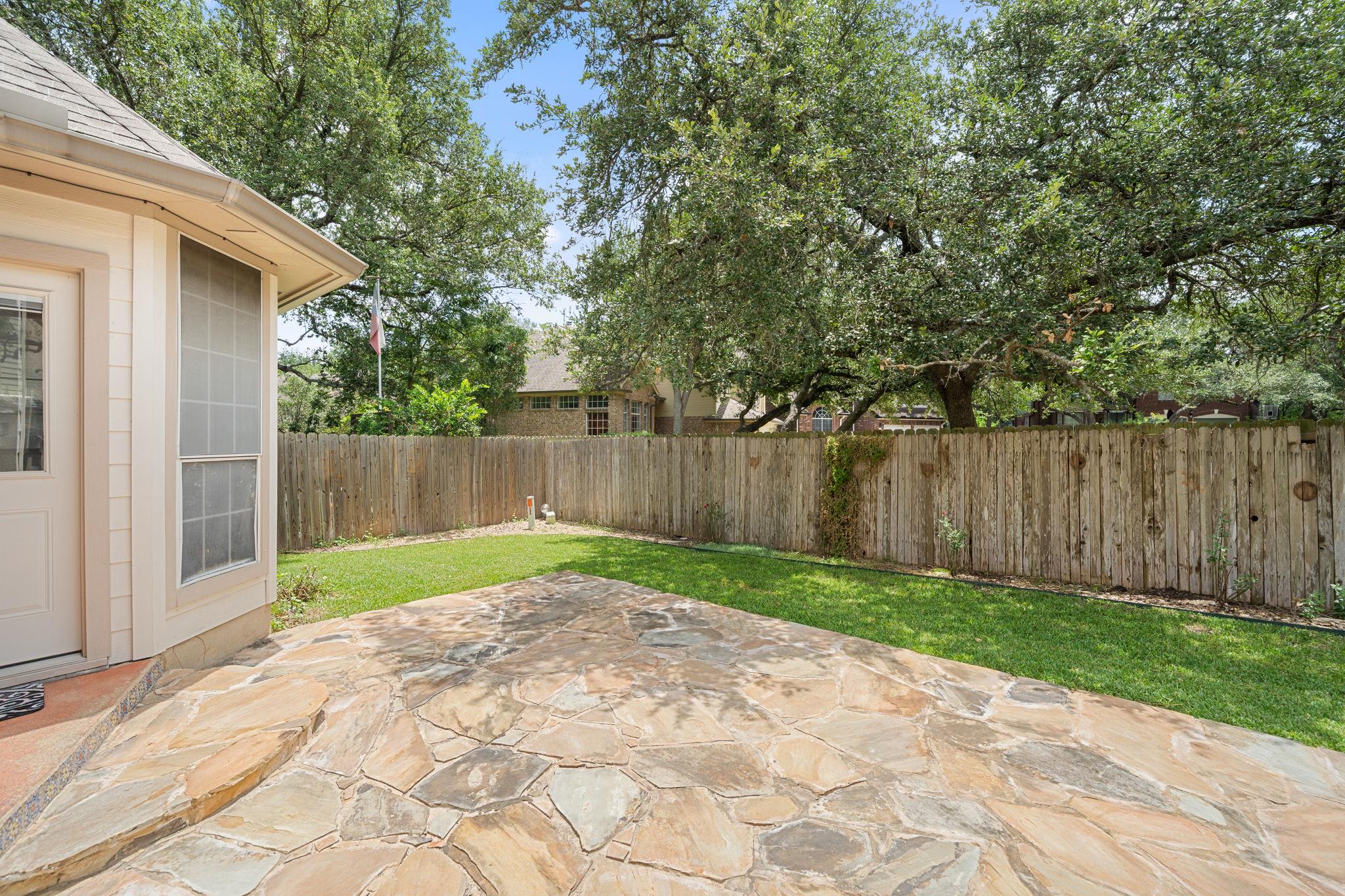 7808 Cheno Cortina Trl Property Photo 26