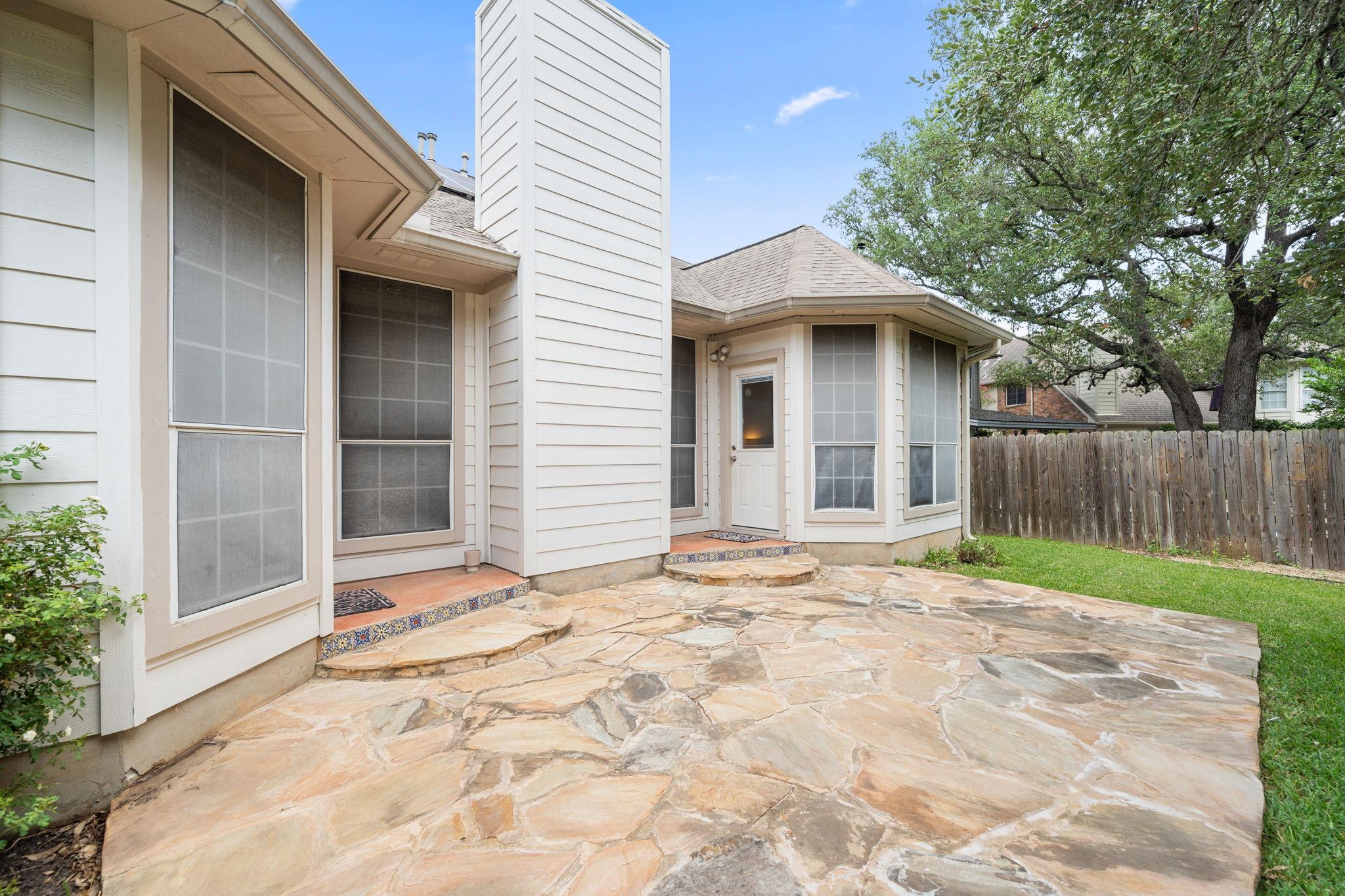 7808 Cheno Cortina Trl Property Photo 27